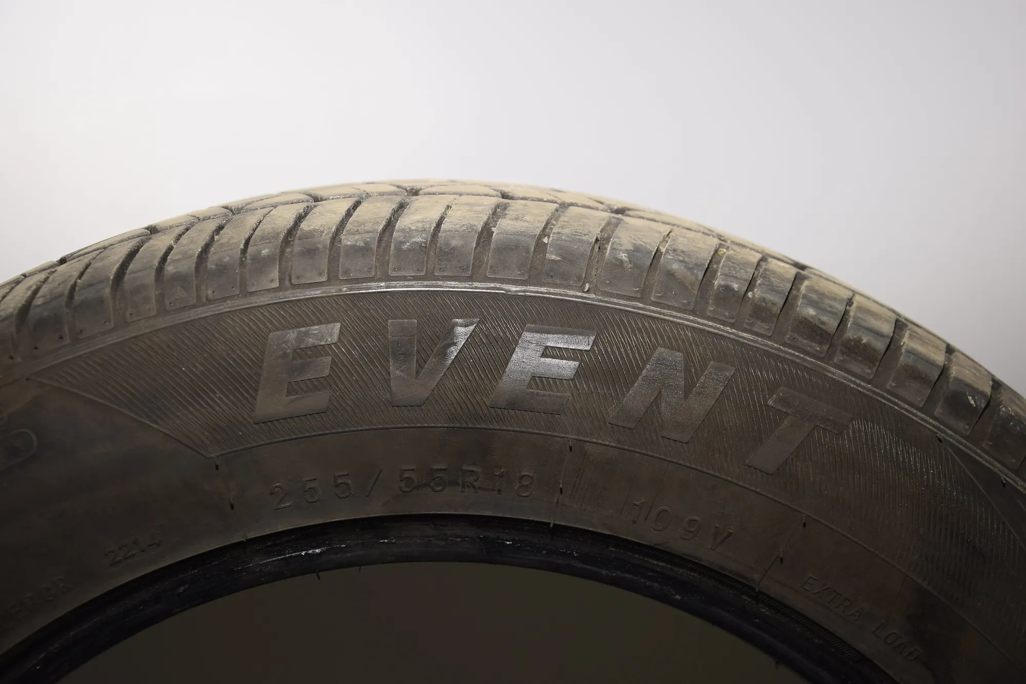 Tire – OEM NA · BMW X5 (E53) 4.4 i 2002 – 2