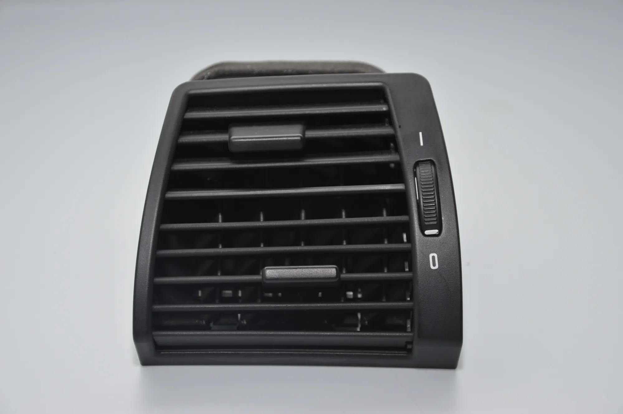 Dashboard Air Vents – OEM 8402215 · BMW X5 (E53) 4.4 i 2002