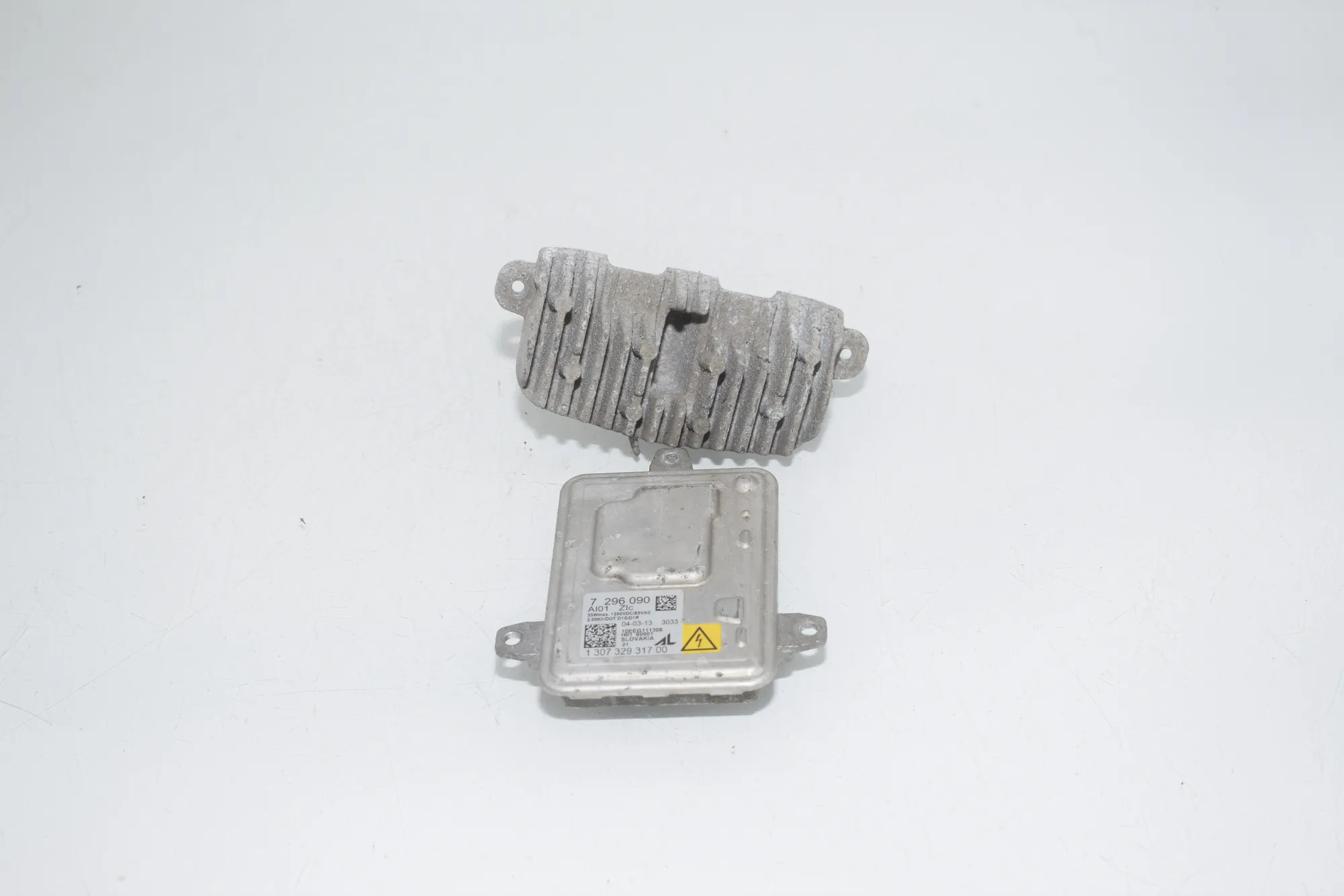LED Lights Control Unit – OEM 7296090 · BMW 3 Touring (F31) 330 d 2013