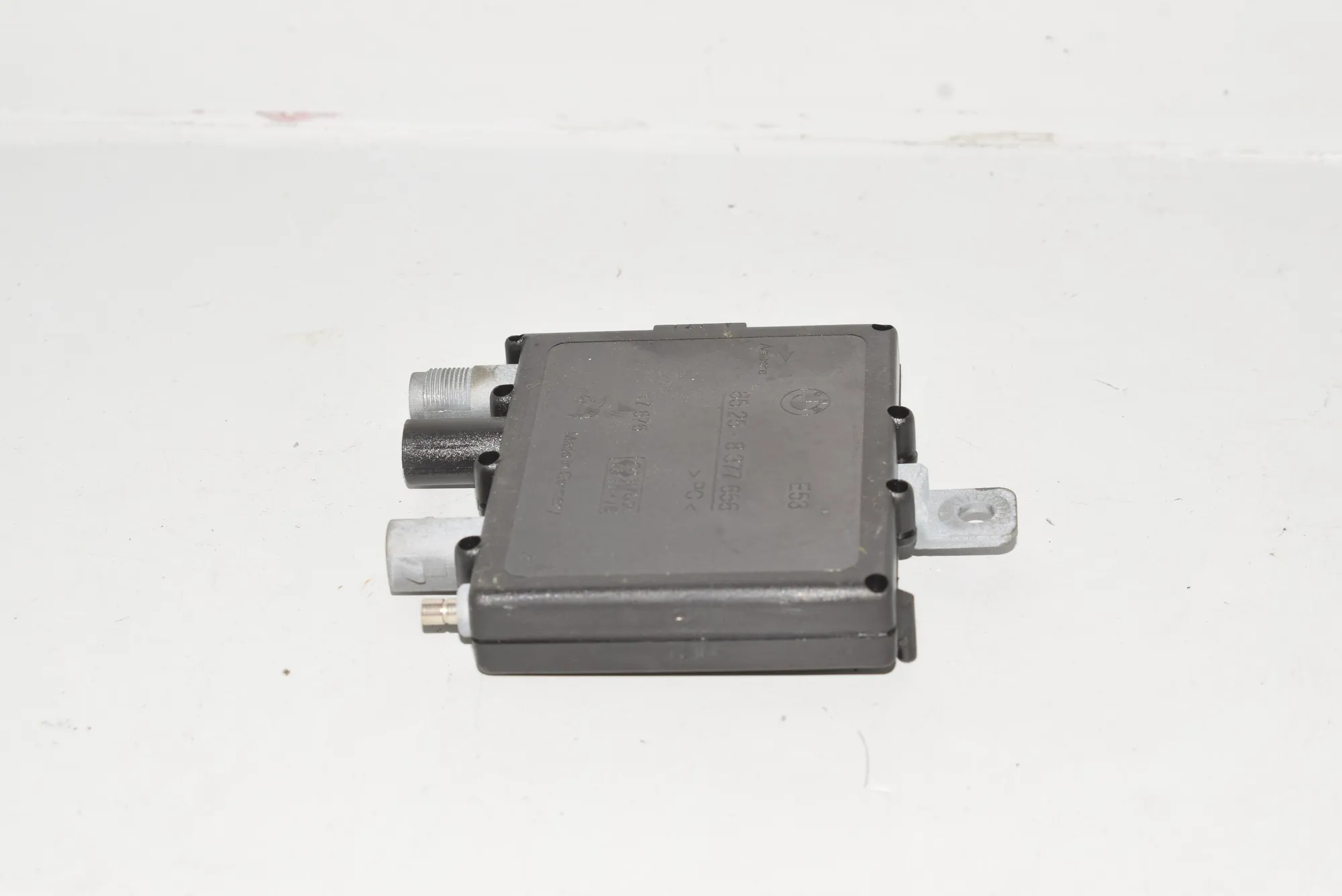 Antenna – OEM 8377656 · BMW X5 (E53) 4.4 i 2001 – 2