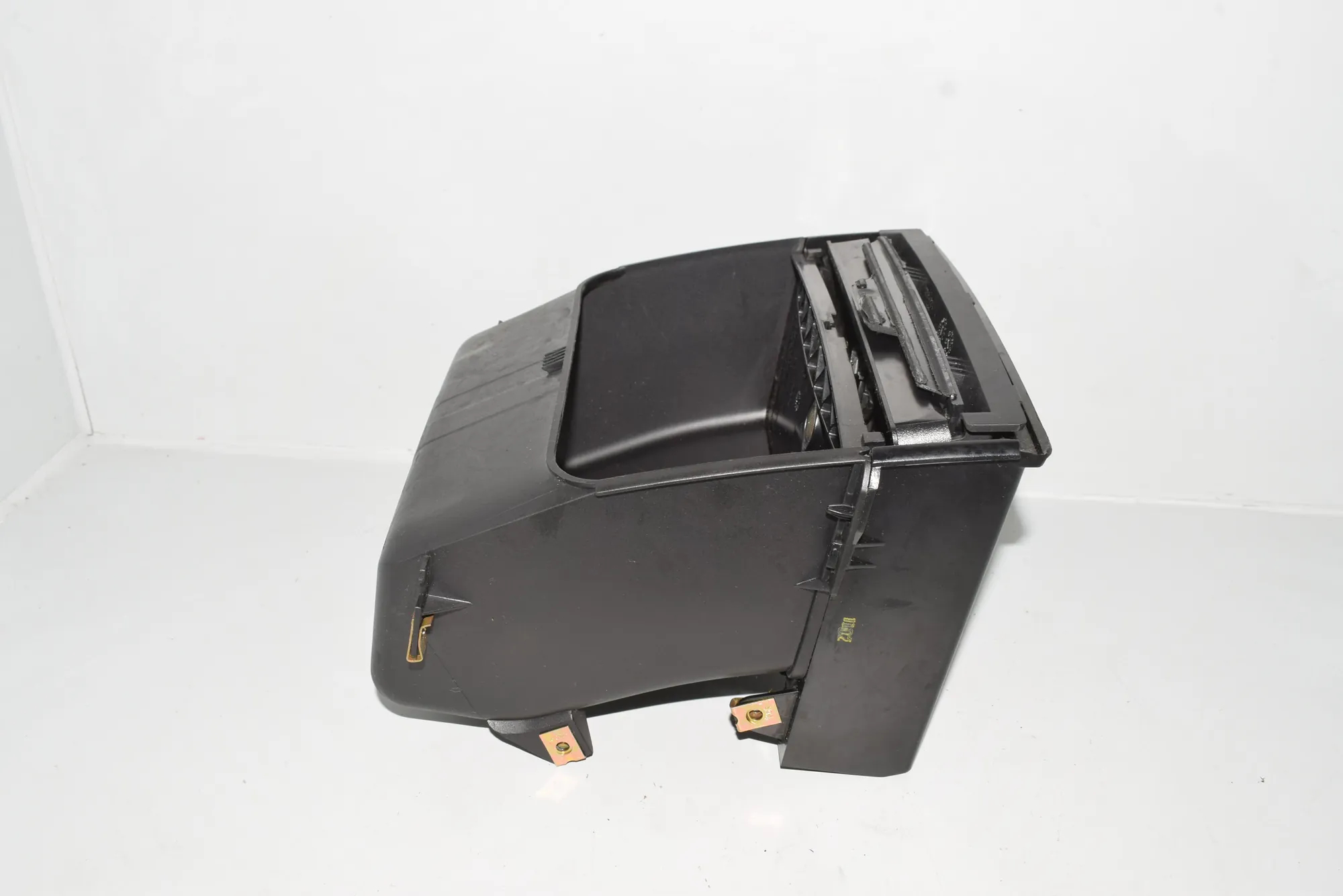 Cup Holder – OEM 8402965 · BMW X5 (E53) 4.4 i 2001 – 2