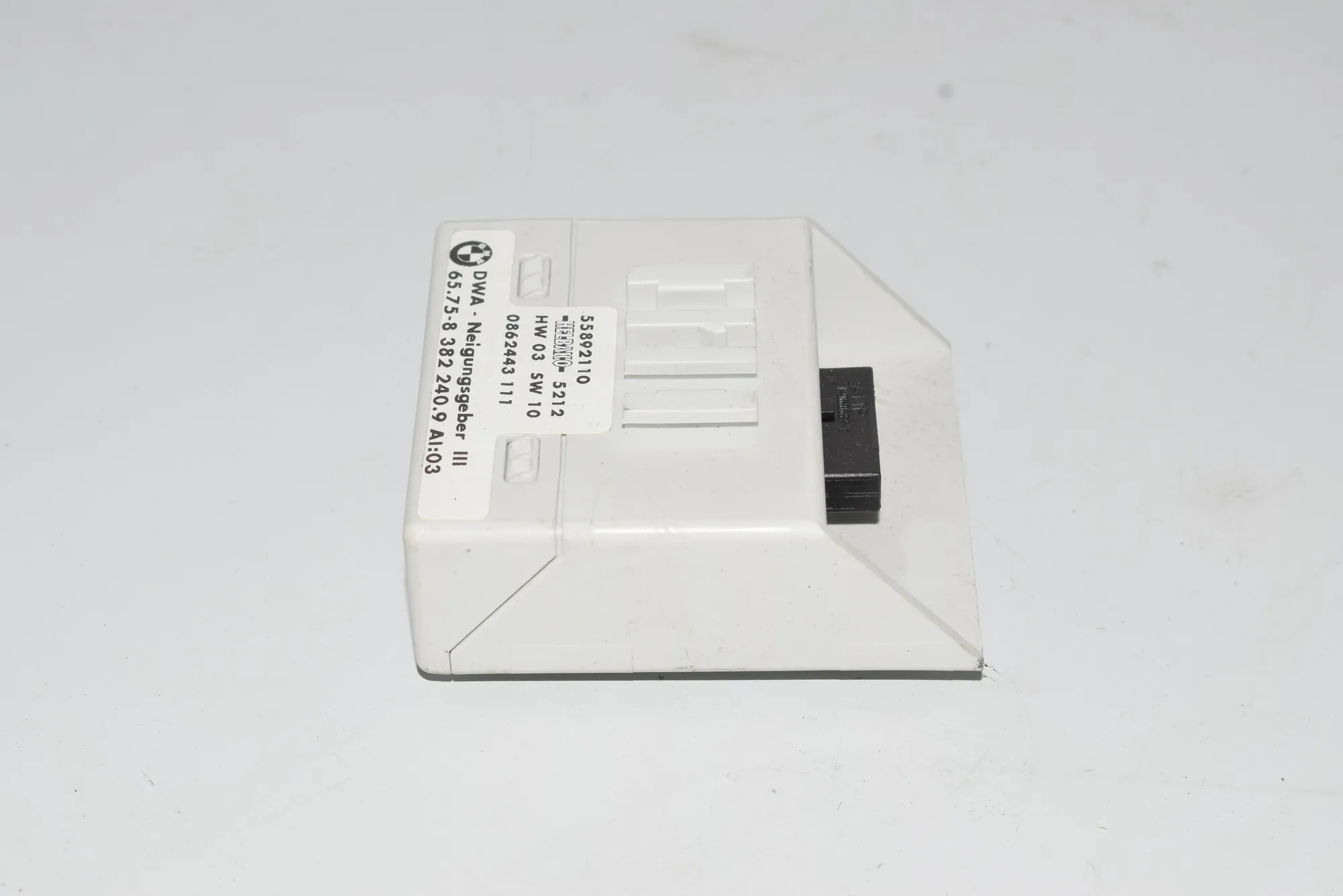 Other Control Units – OEM 8382240 · BMW X5 (E53) 4.4 i 2001 – 4