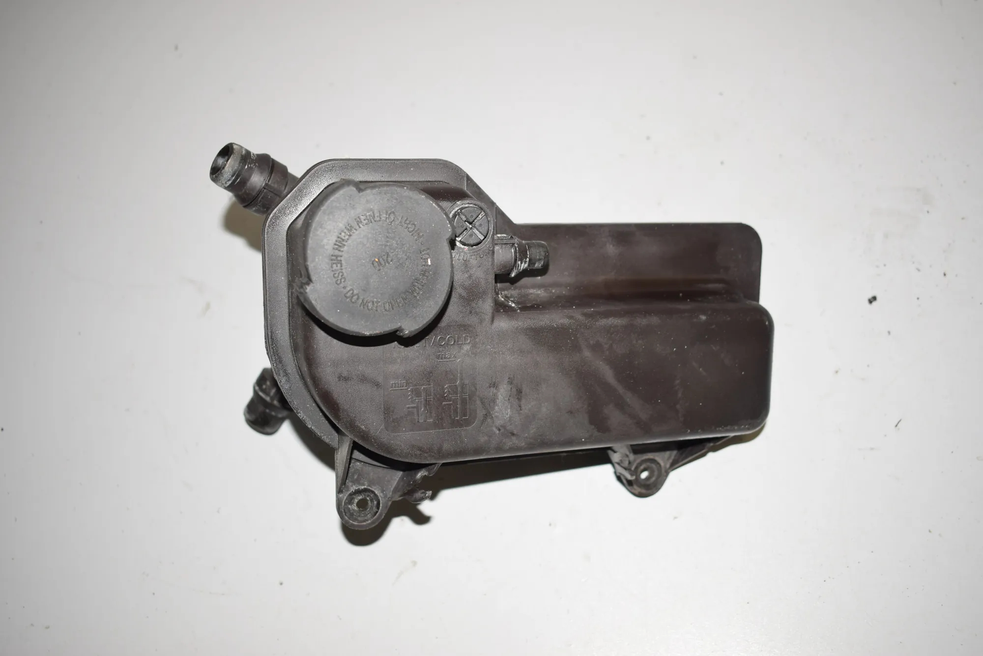 Expansion Tank – OEM 7514964 · BMW X5 (E53) 4.4 i 2001 – 7