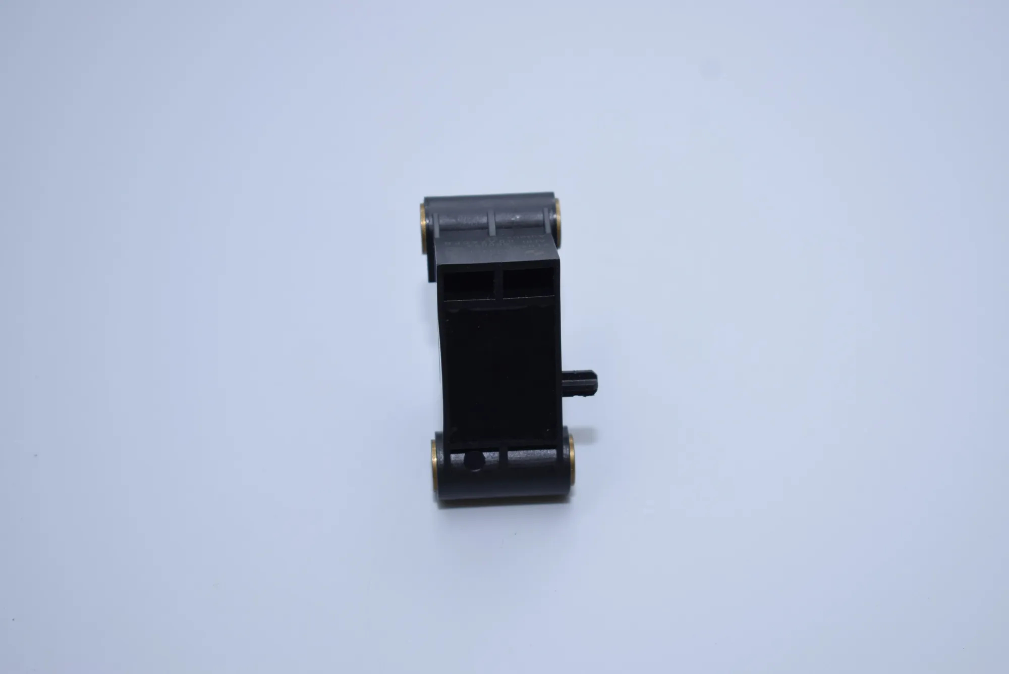 Front Left Impact Sensor – OEM 6977398 · BMW 5 (E60) 523 i 2005 – 4