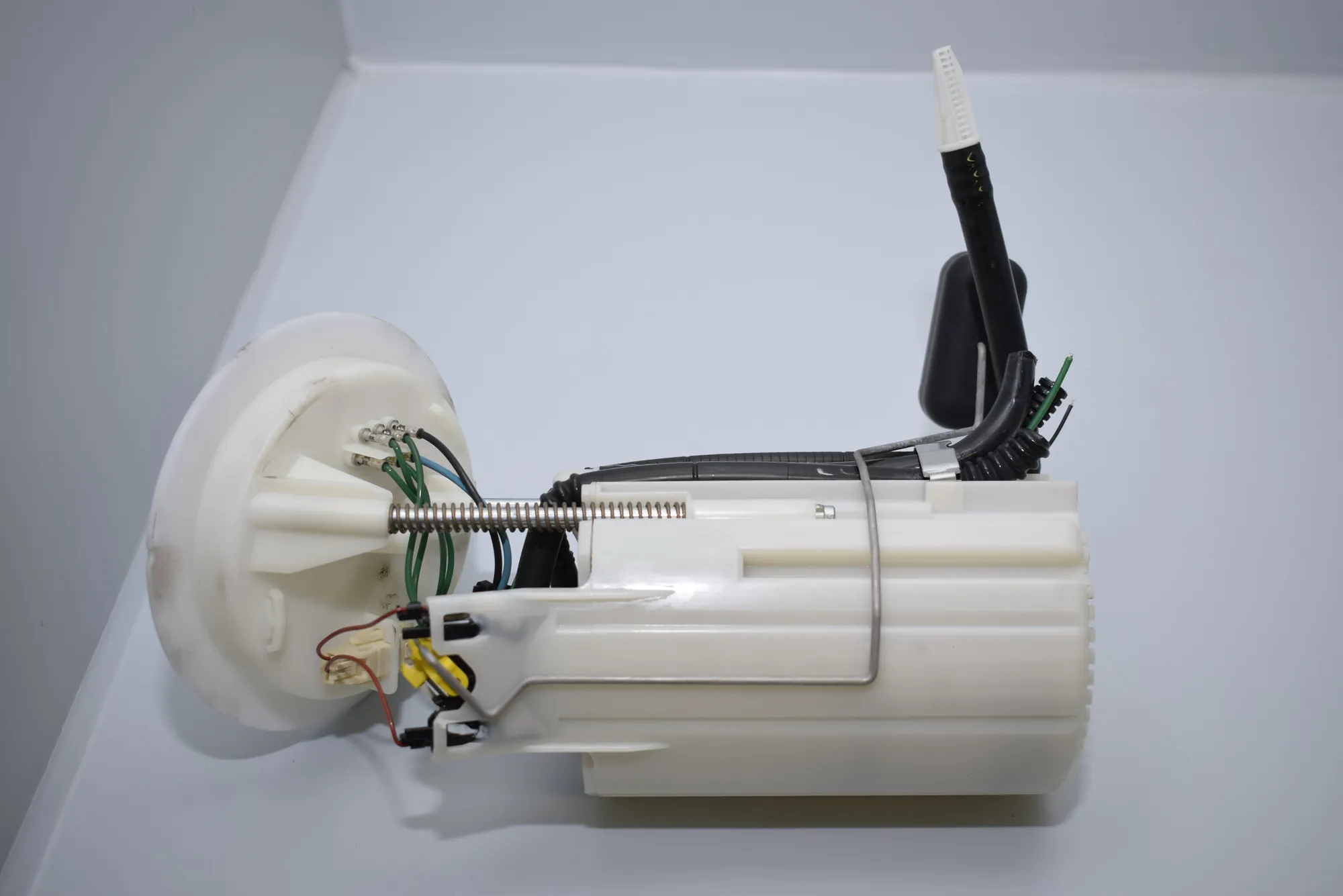 Fuel Tank Pump – OEM 6764141 · BMW 5 (E60) 523 i 2005 – 3