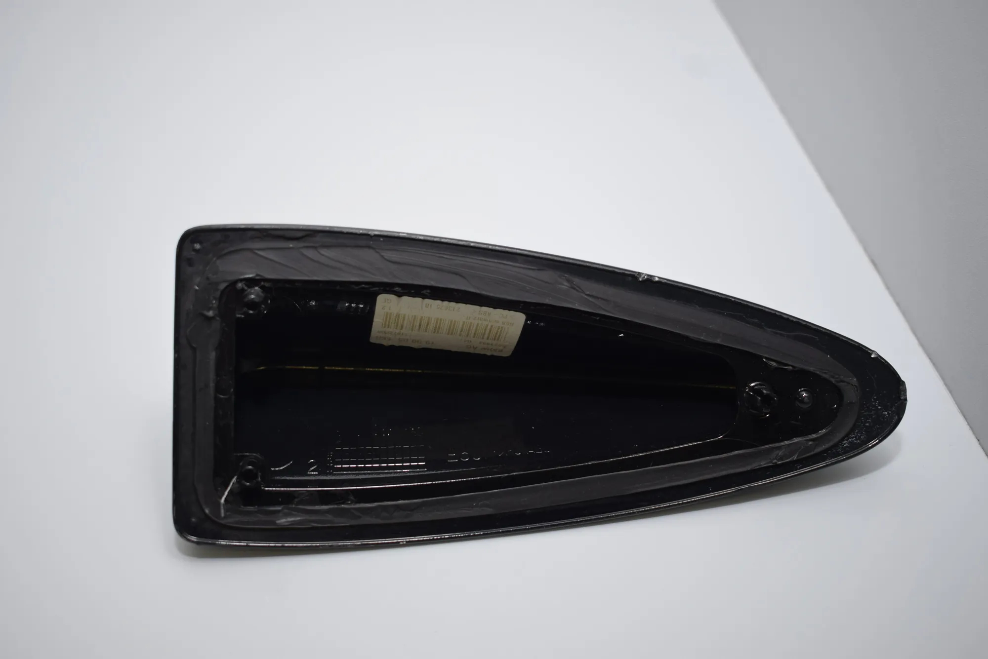 Antenna – OEM 6921894 · BMW 5 (E60) 523 i 2005 – 3