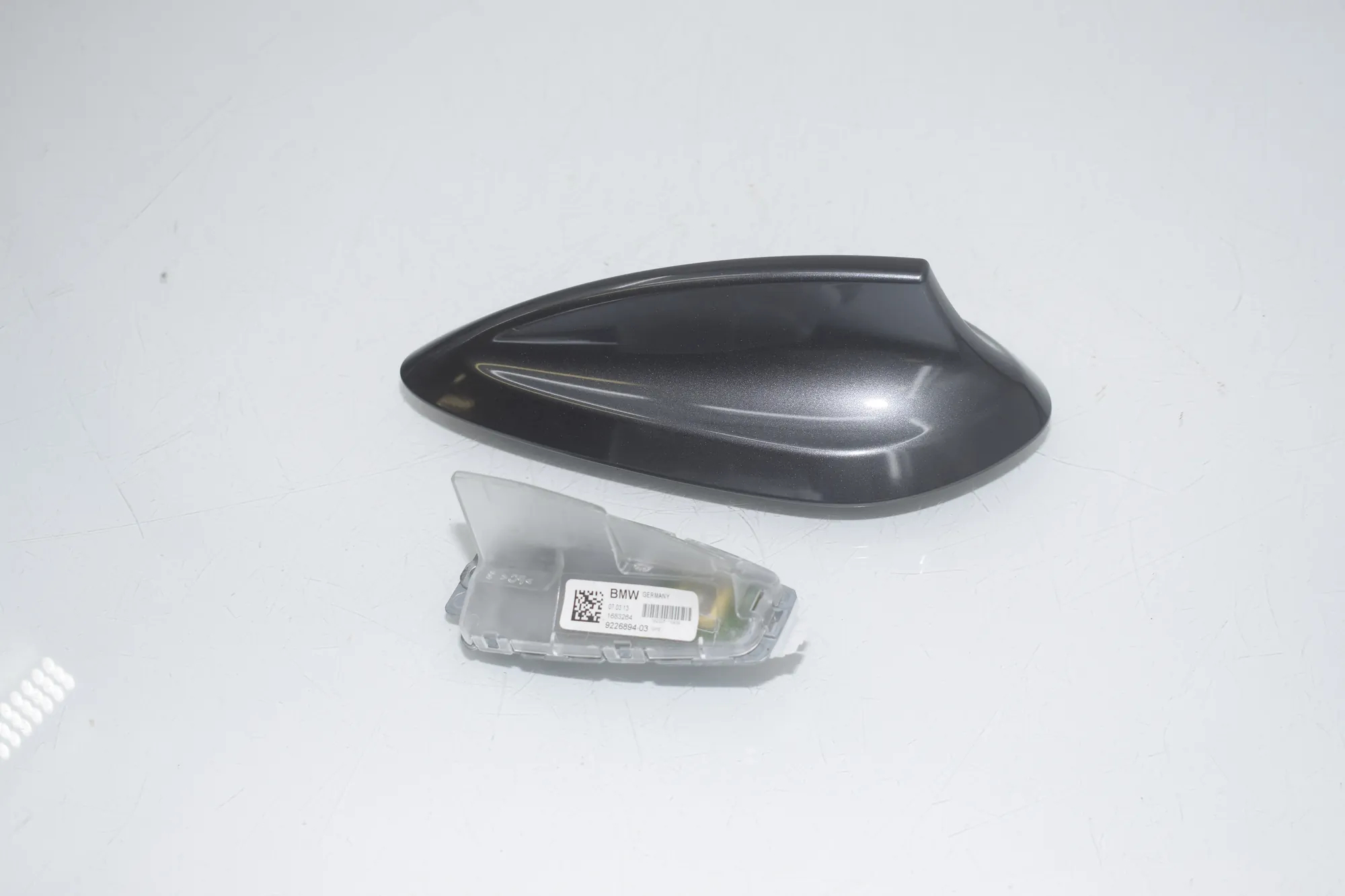 Antenna Trim – OEM 9252257 · BMW 3 Touring (F31) 330 d 2013 – 2