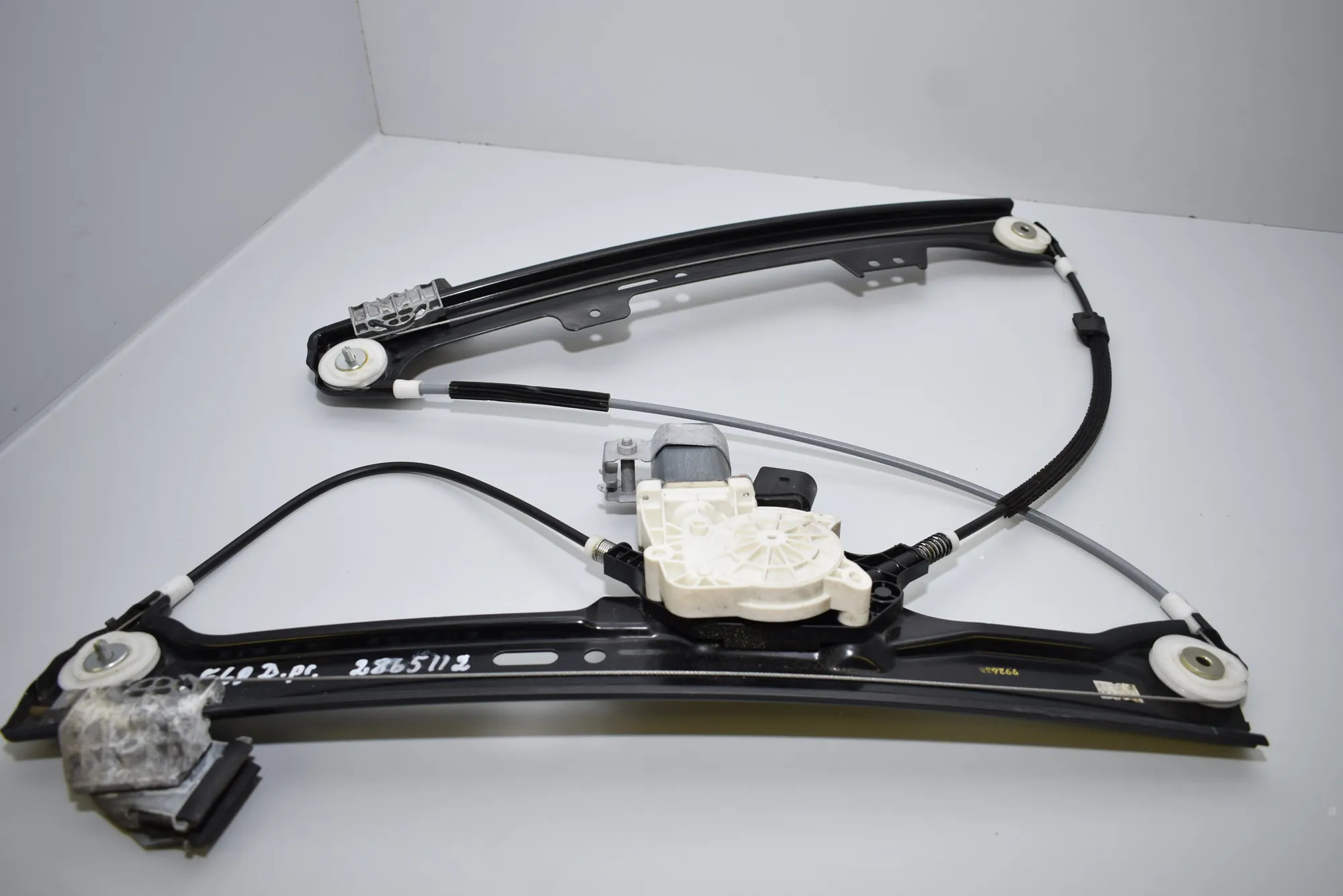 Front Right Door Window Regulator – OEM 7075668 · BMW 5 (E60) 523 i 2005 – 2