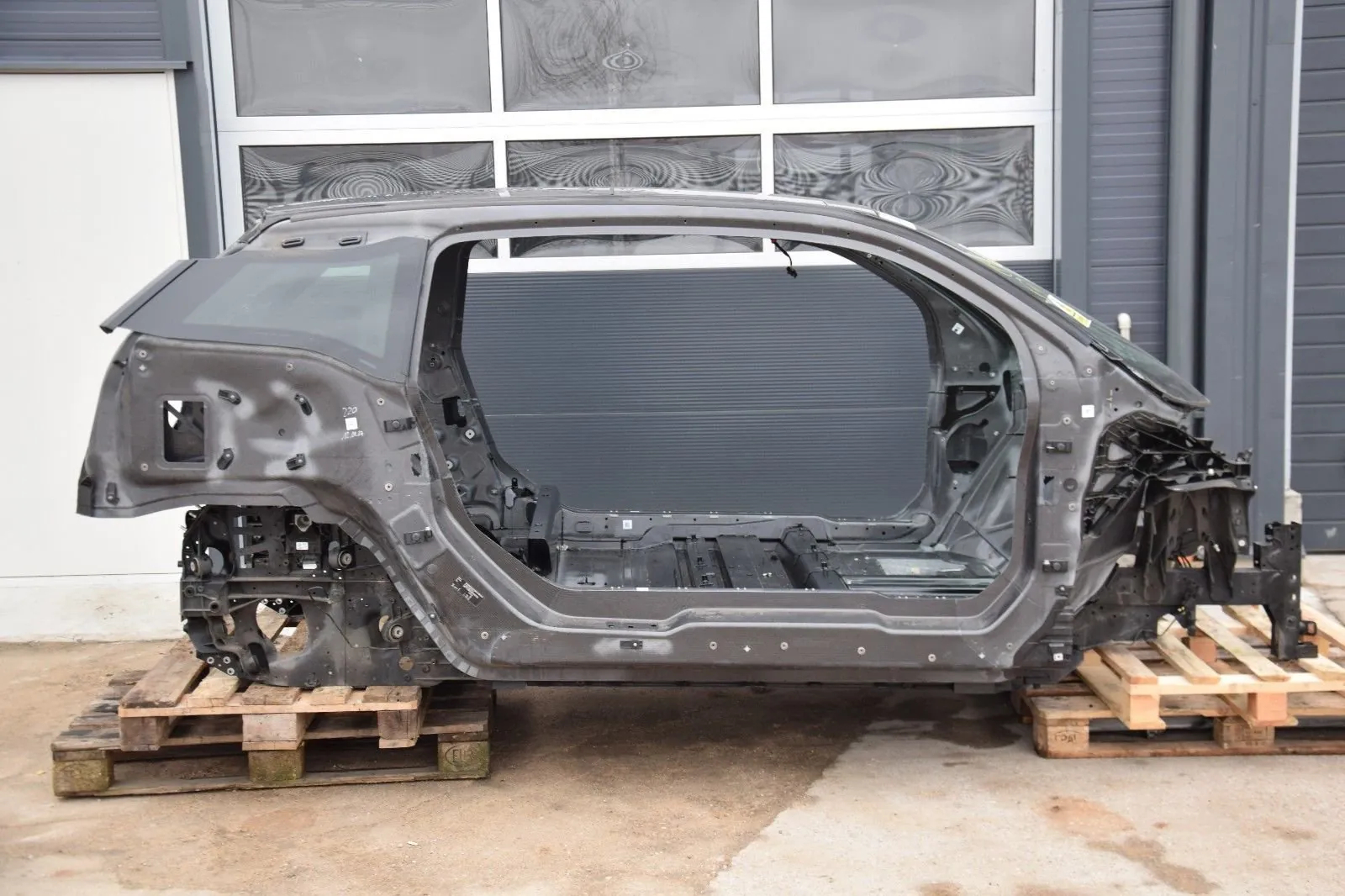 Vehicle Body – OEM NA · BMW i3 (I01) Hybrid 2017 – 5