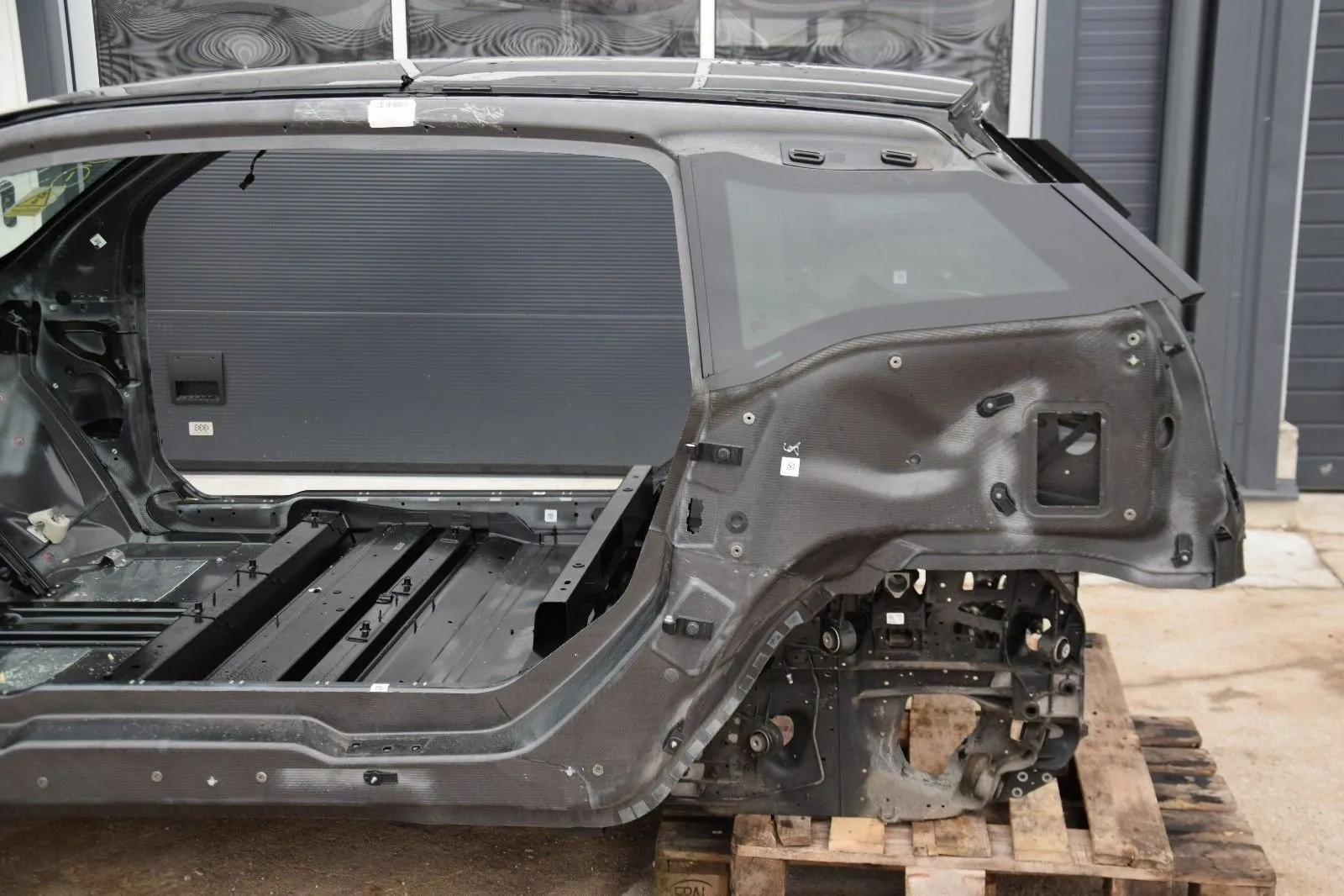 Vehicle Body – OEM NA · BMW i3 (I01) Hybrid 2017 – 10