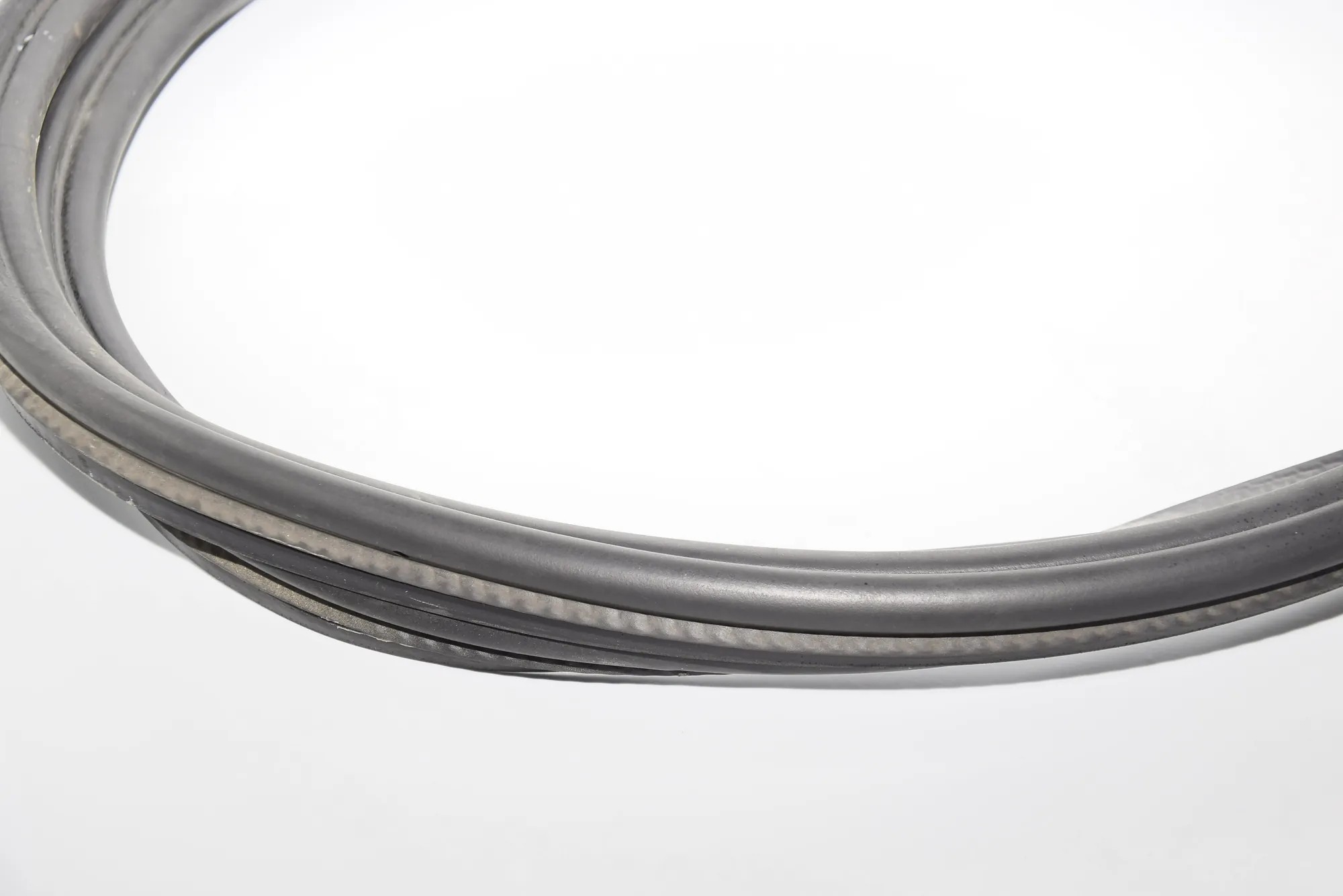 Tailgate Rubber Seal – OEM 7296906 · BMW i3 (I01) Hybrid 2017 – 4