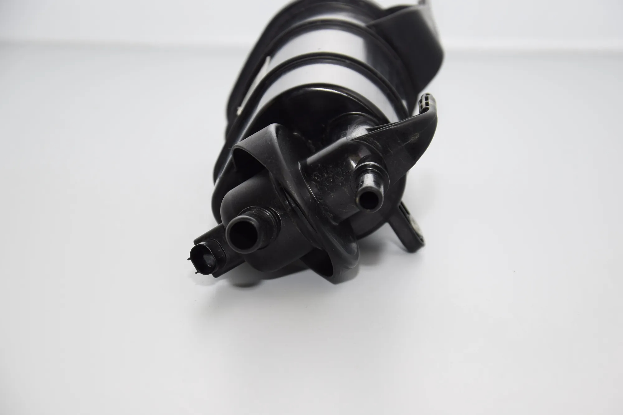 Charcoal Container Filter – OEM 7340429 · BMW i3 (I01) Hybrid 2017 – 4