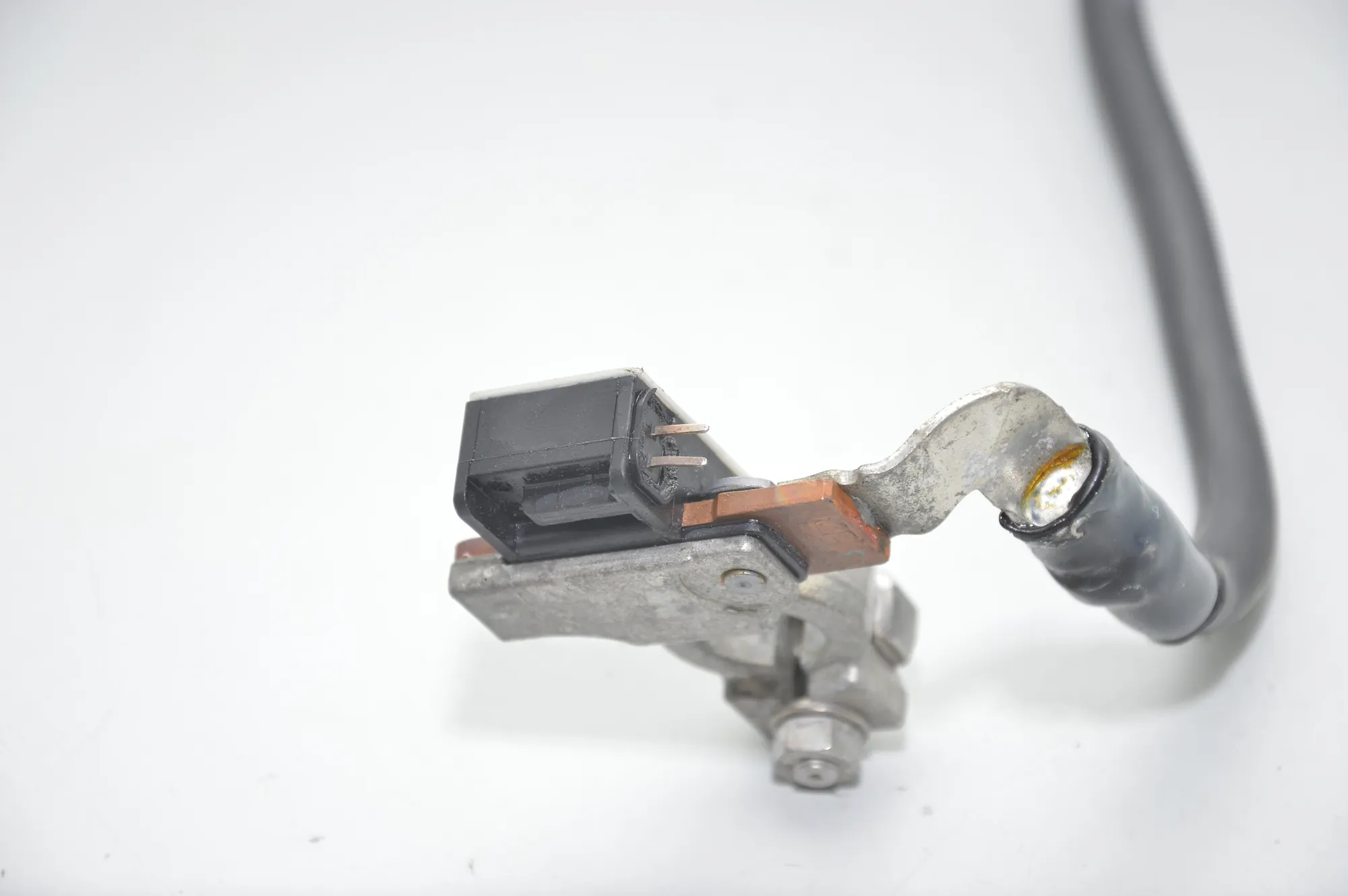 Negative Battery Cable – OEM 6832697 · BMW i3 (I01) Hybrid 2017 – 2
