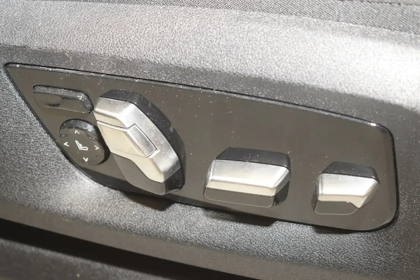 Seat set · BMW 5 (G30) (2016 - -) 540 i 2017 – 12