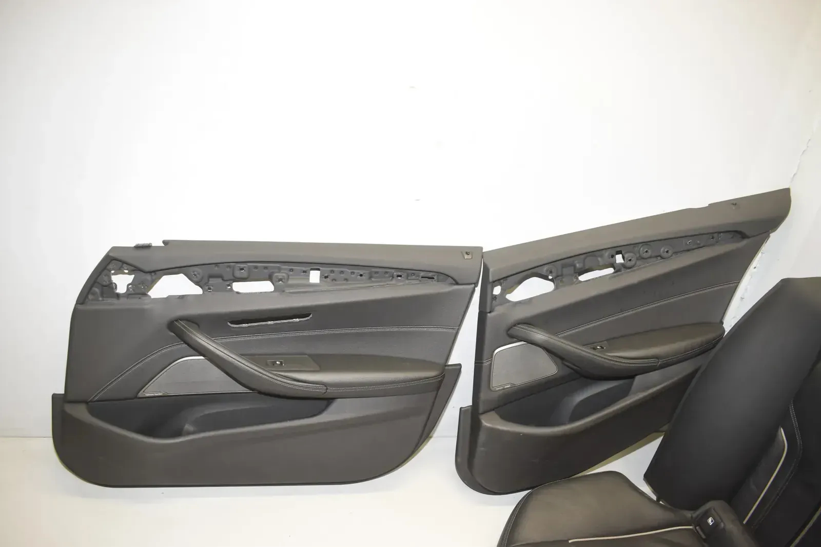 Seat set · BMW 5 (G30) (2016 - -) 540 i 2017 – 8