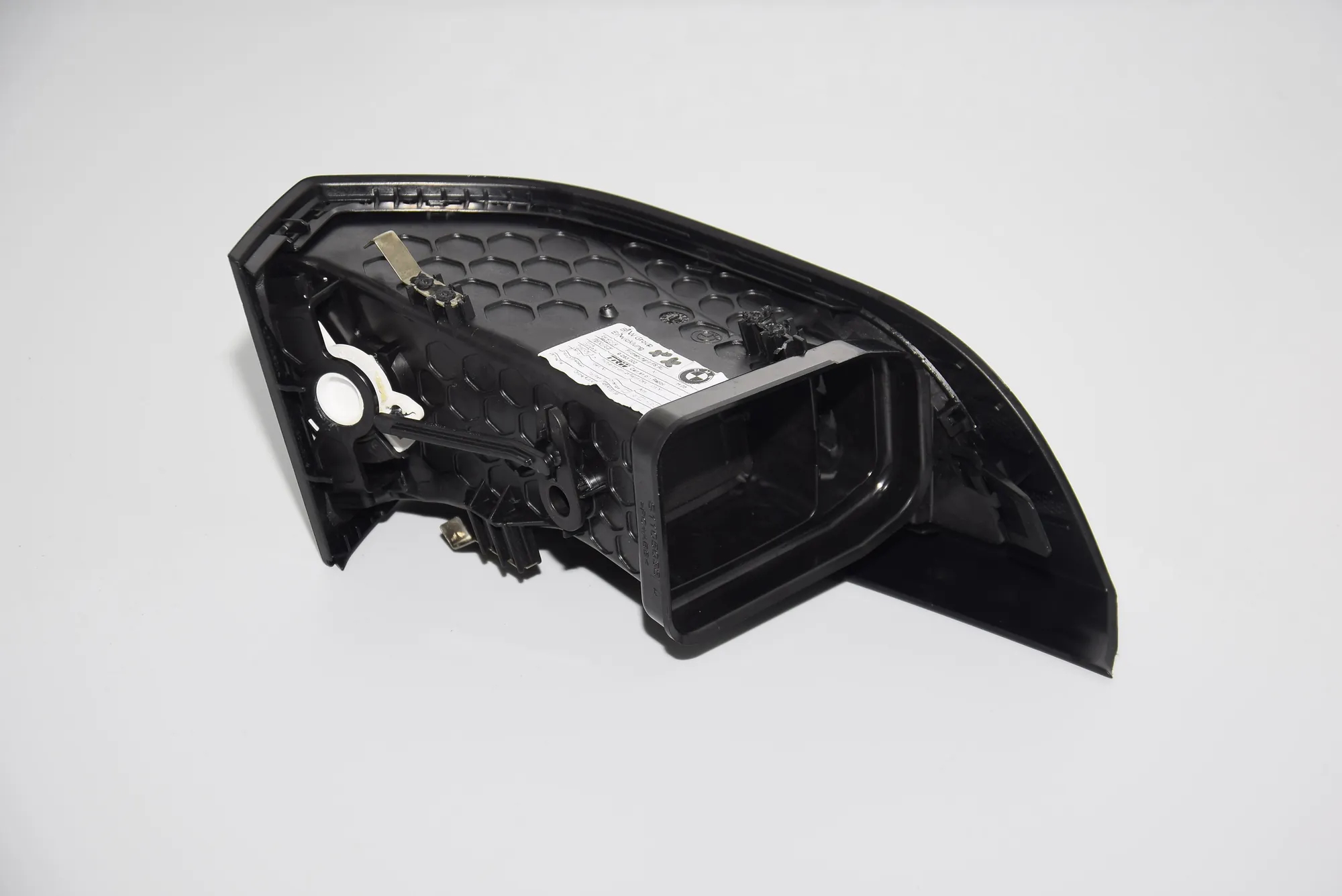Dashboard Air Vents – OEM 9283002 · BMW i3 (I01) Hybrid 2017 – 3