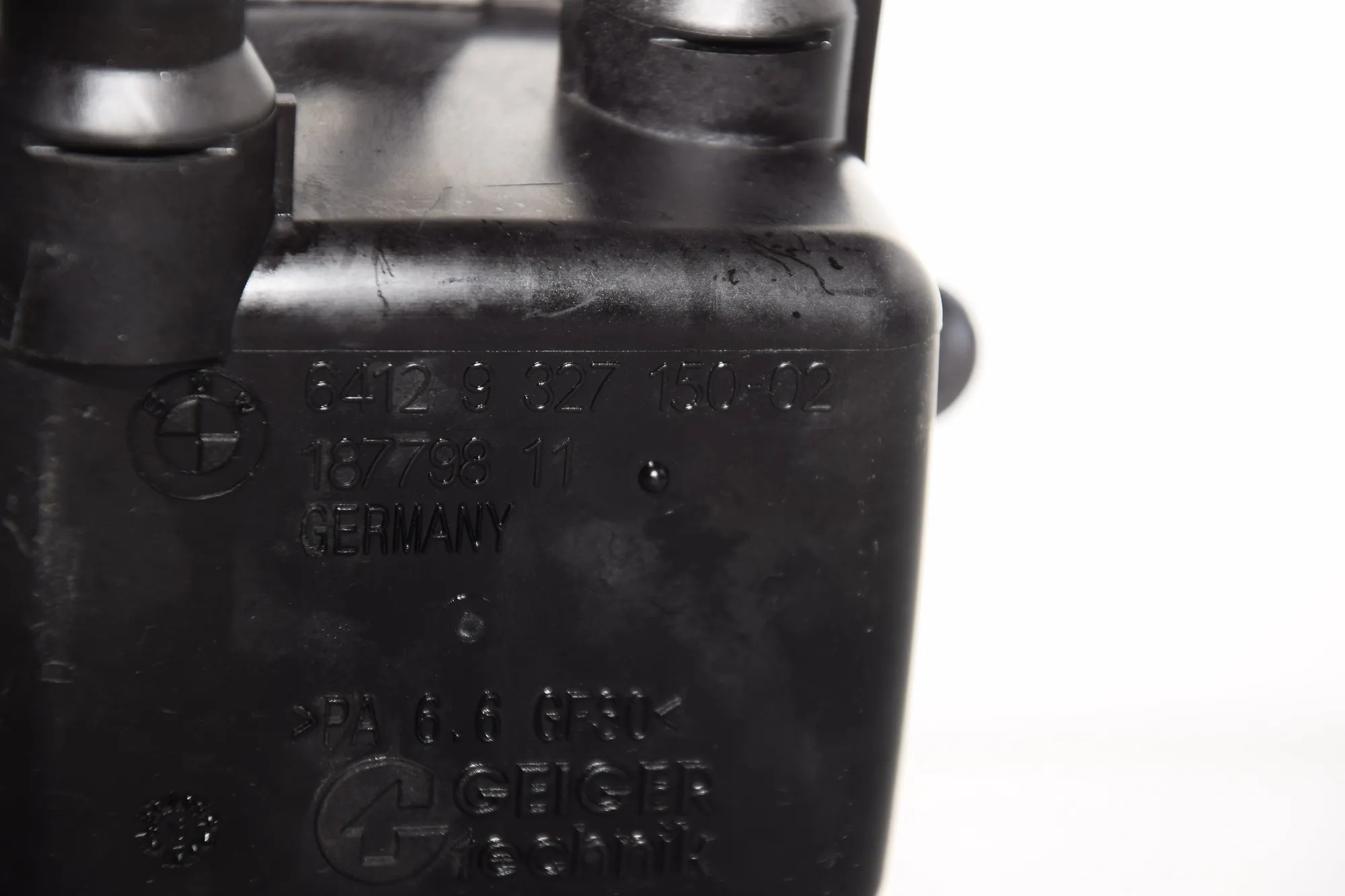 Expansion Tank – OEM 9327150 · BMW i3 (I01) Hybrid 2017 – 5