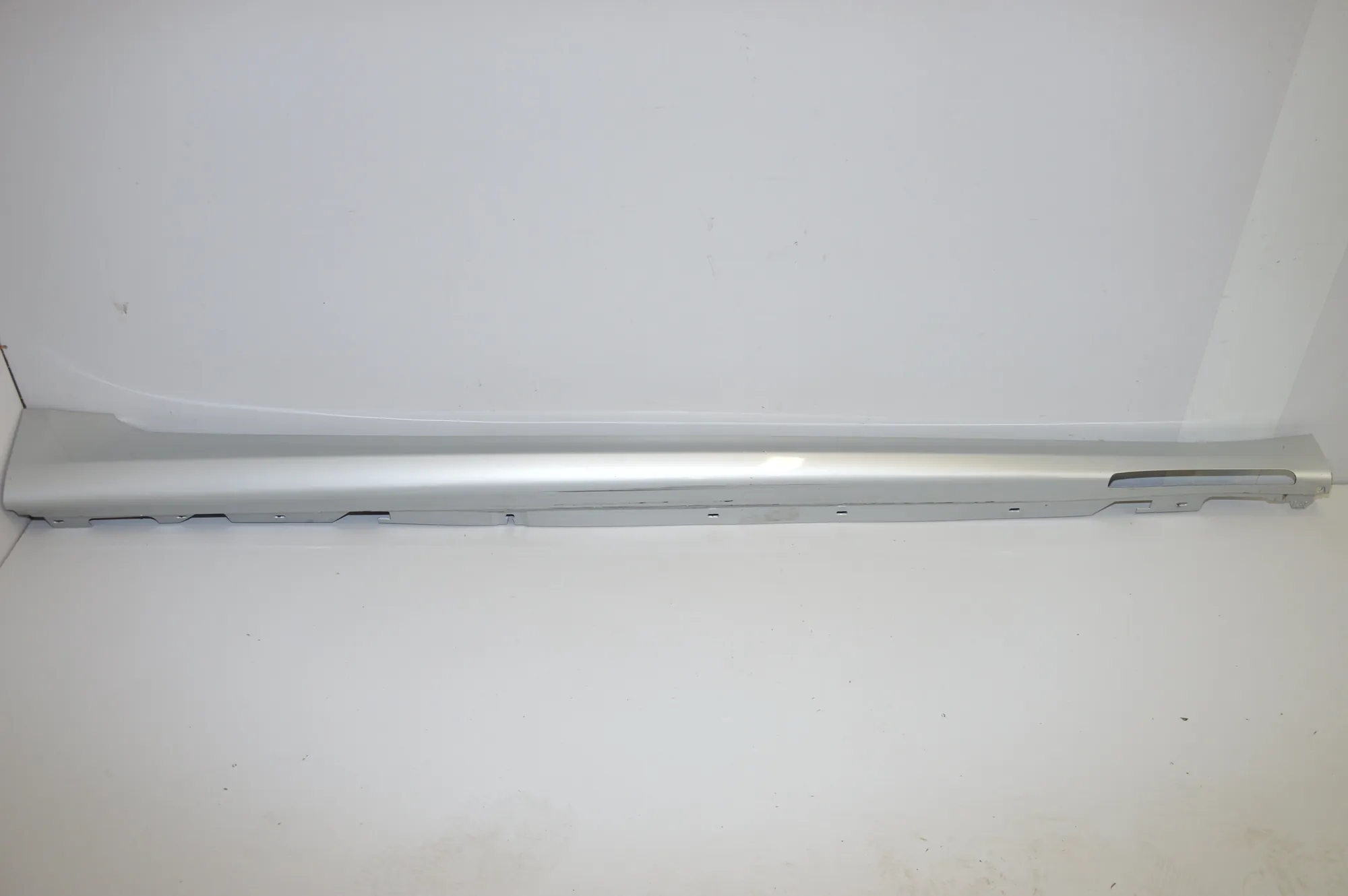 Right Side Plastic Sideskirt Cover – OEM 8059980 · BMW 7 (G11, G12) BMW 7 (G11, G12) 2016 – 3