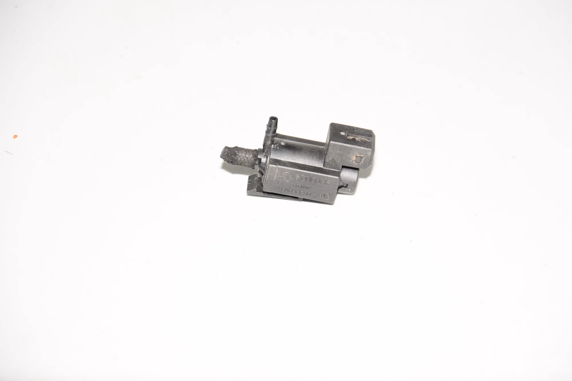 Solenoid Valve – OEM 1742712 · BMW 5 (E39) BMW 5 (E39) 530 d 2001