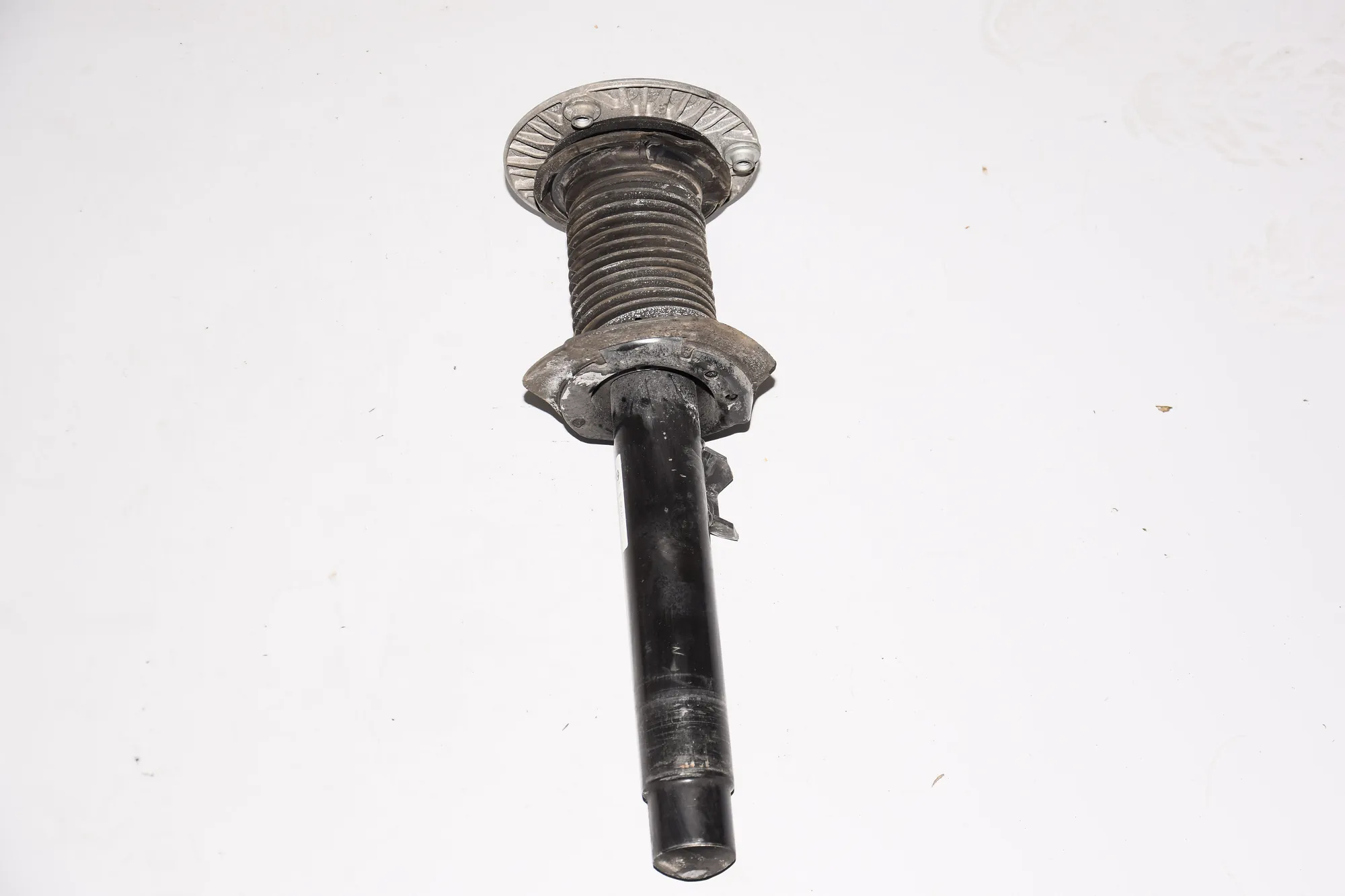 Front Left Shock Absorber – OEM 6850903 · BMW 4 Coupe (F32, F82) BMW 4 Coupe (F32, F82) 435 i 2014