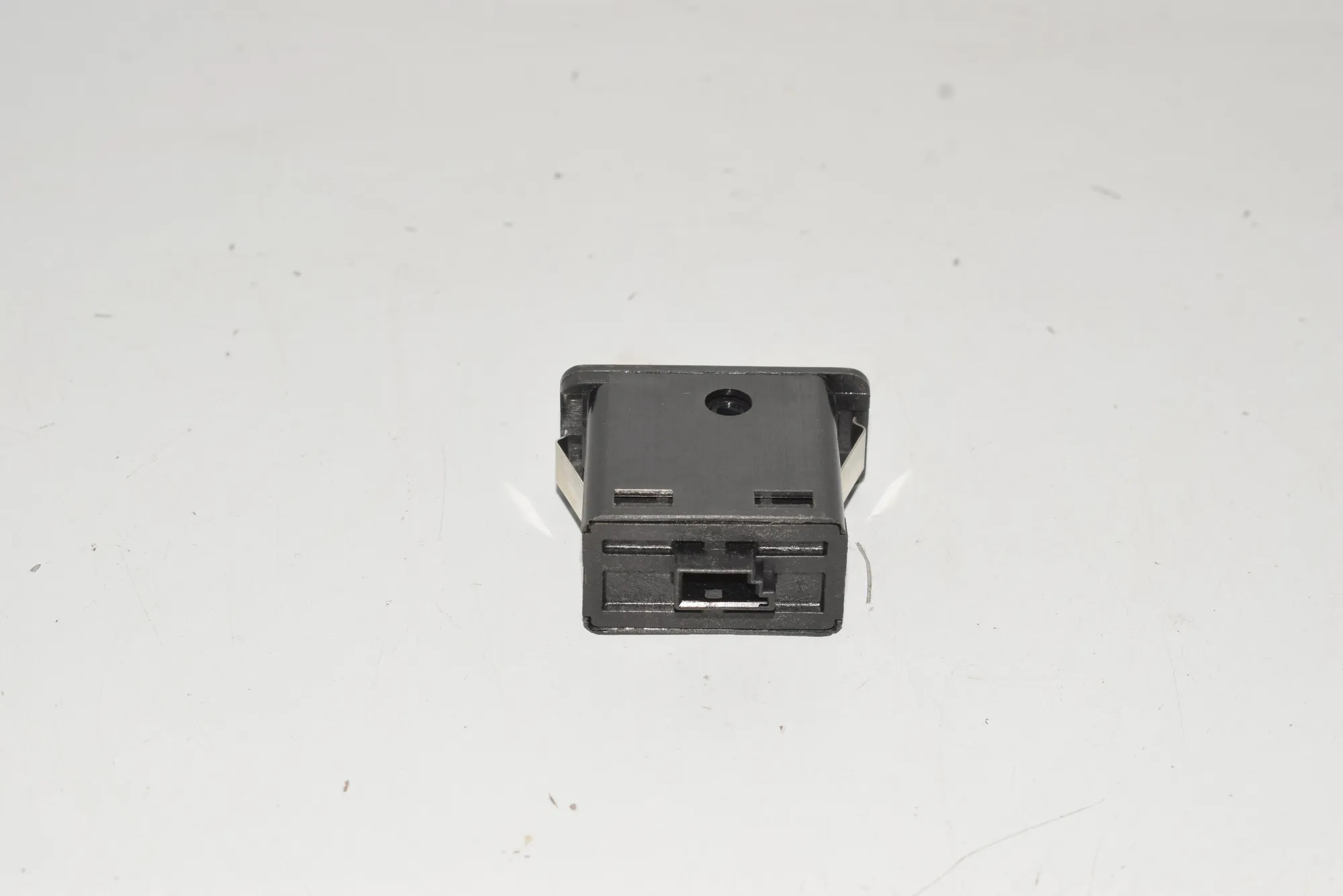 Switches – OEM 8360461 · BMW 5 (E39) BMW 5 (E39) 2000 – 4