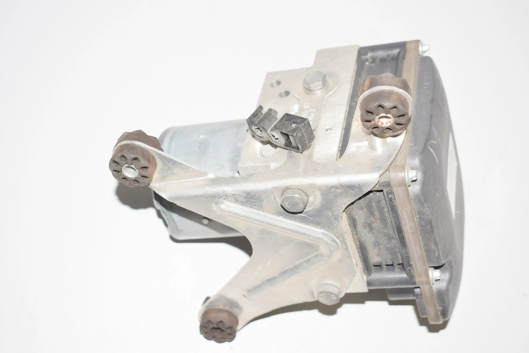 ABS Pump – OEM 6851374 · BMW 5 (F10) BMW 5 (F10) 2011 – 6
