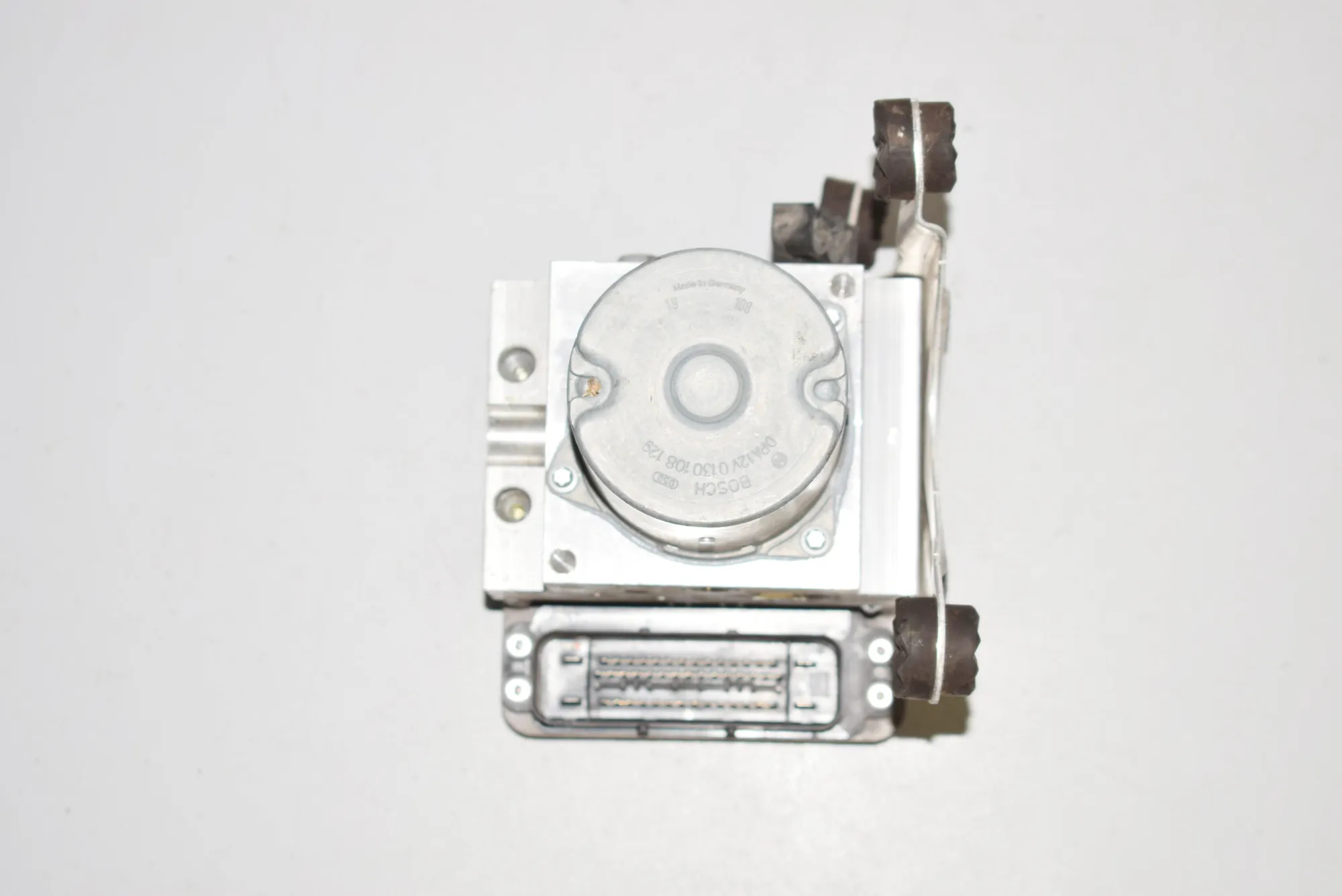 ABS Pump – OEM 6851374 · BMW 5 (F10) BMW 5 (F10) 2011 – 5