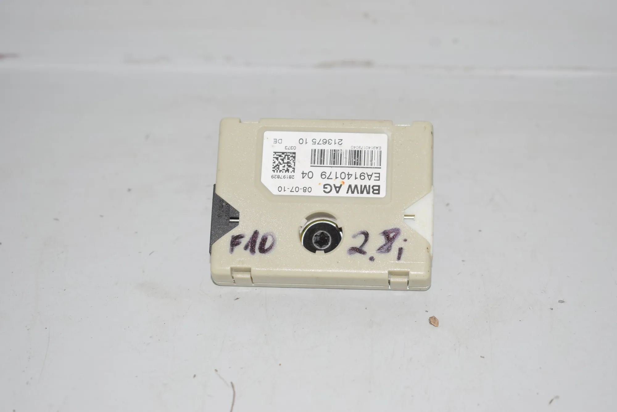 Antenna – OEM 9140179 · BMW 5 (F10) BMW 5 (F10) 2012 – 5