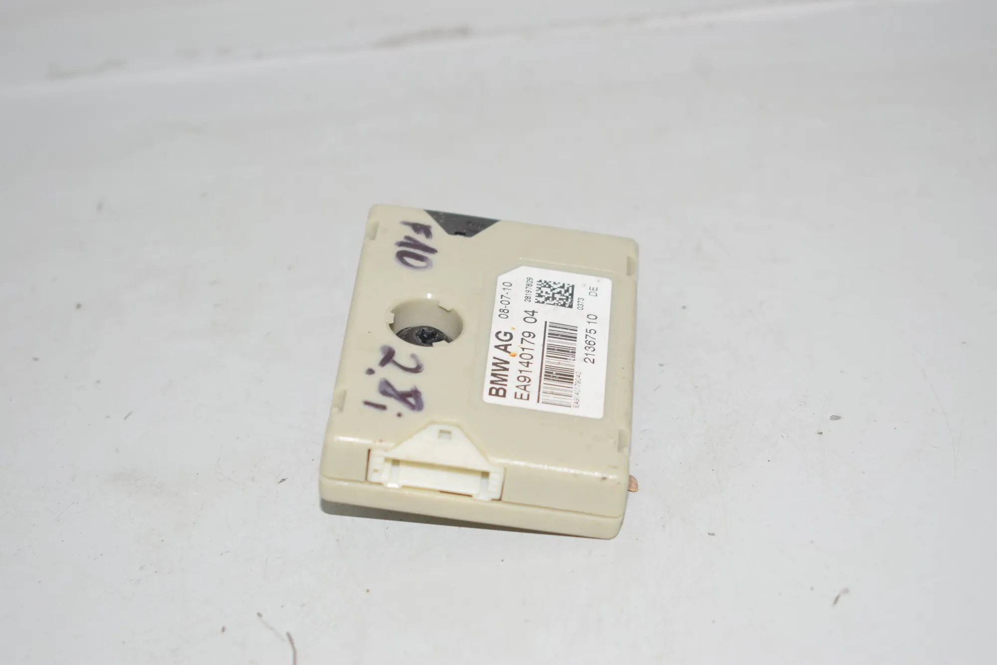 Antenna – OEM 9140179 · BMW 5 (F10) BMW 5 (F10) 2012