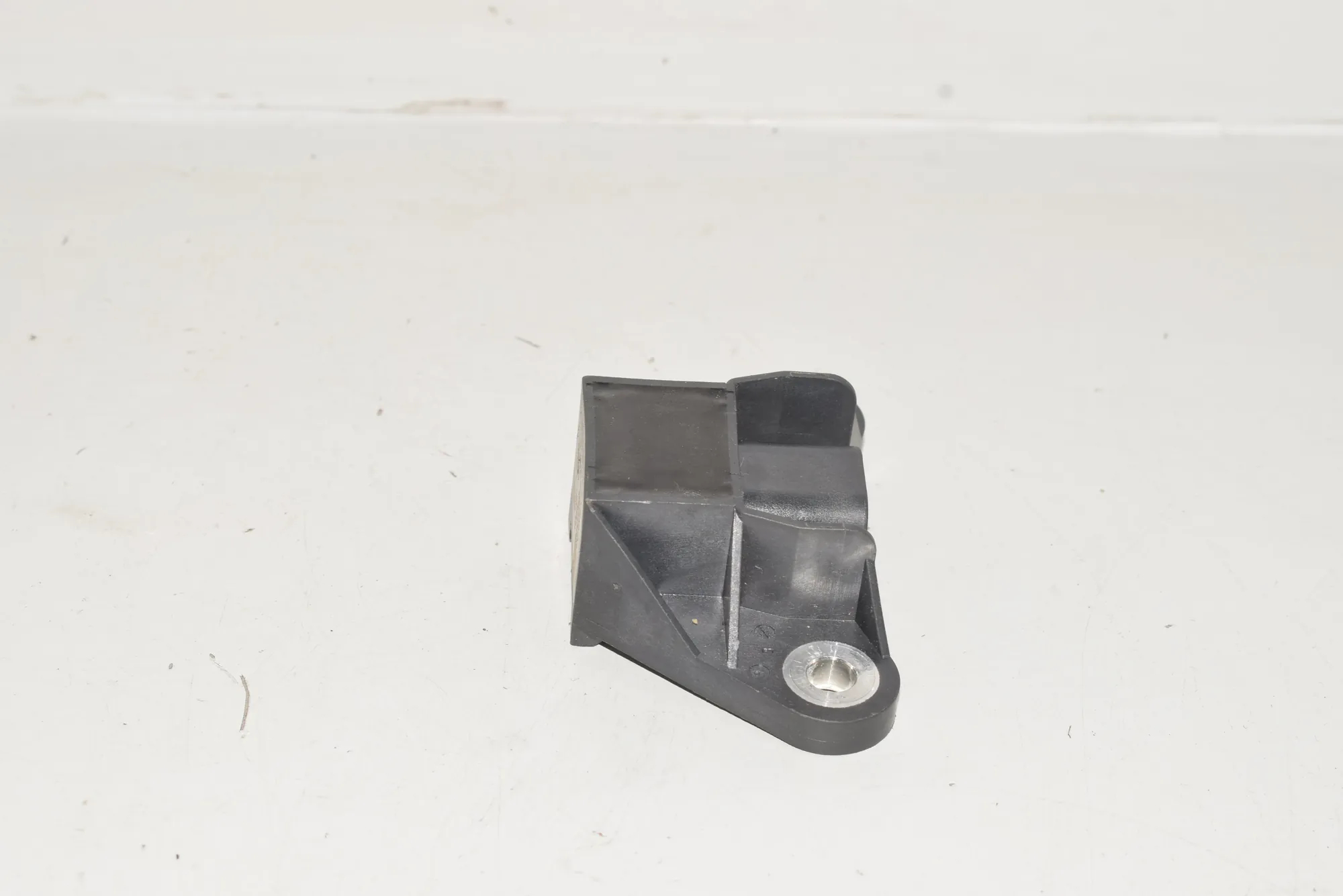 Rear Right Impact Sensor – OEM 9159310 · BMW 7 (F01, F02) BMW 7 (F01, F02) 2012 – 3