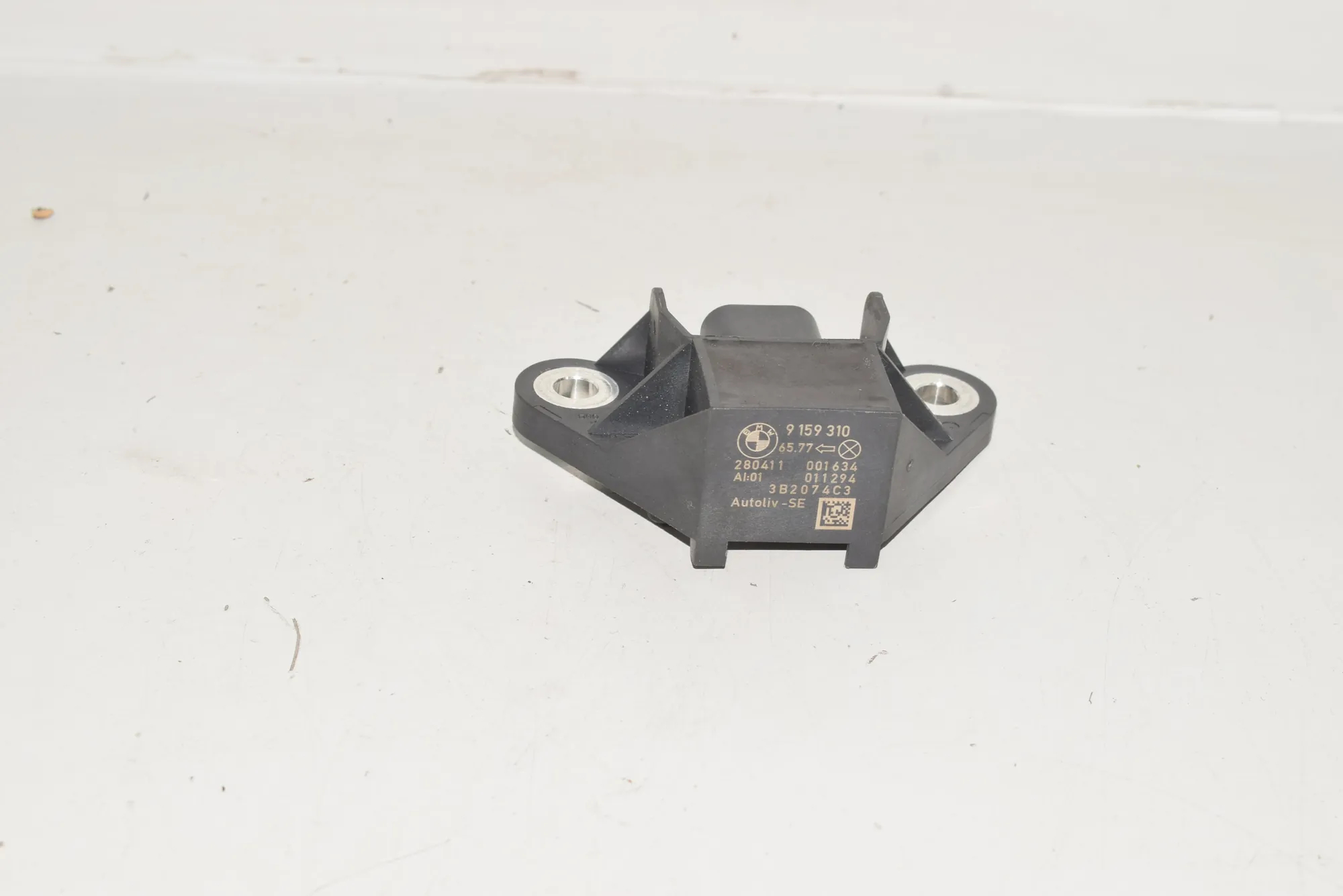 Rear Right Impact Sensor – OEM 9159310 · BMW 7 (F01, F02) BMW 7 (F01, F02) 2012 – 6