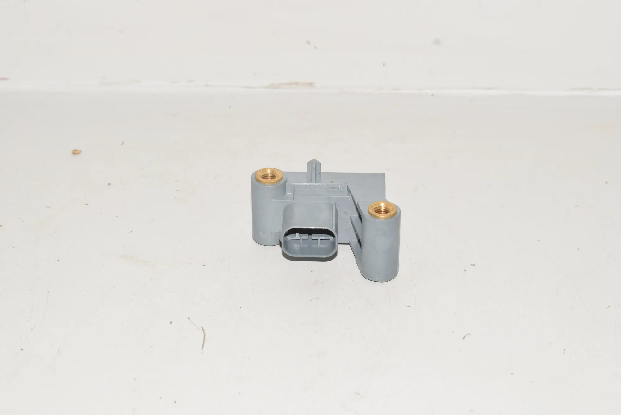 Rear Right Impact Sensor – OEM 9159314 · BMW 7 (F01, F02) BMW 7 (F01, F02) 2012