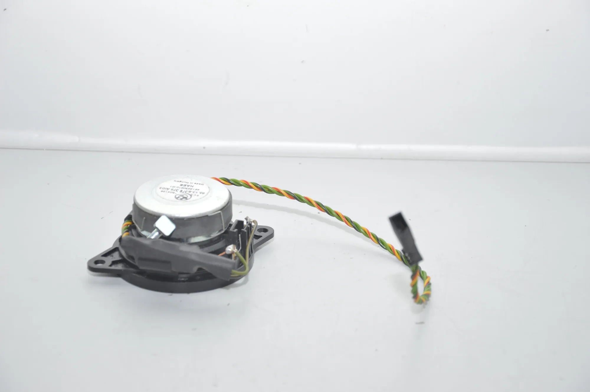 Dashboard Speaker – OEM 8379375 · BMW X5 (E53) BMW X5 (E53) 2001 – 2