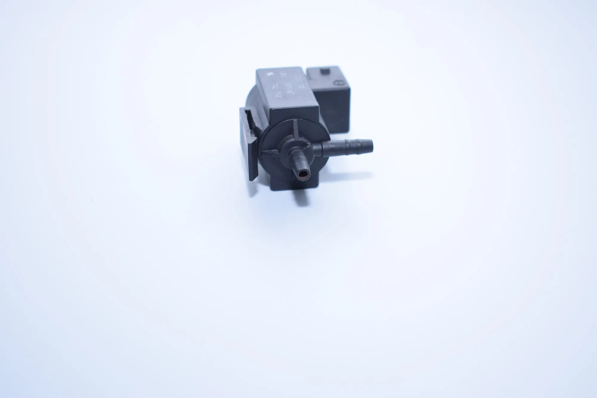 Solenoid Valve – OEM 1742712 · BMW 5 Touring (E39) 530 d 1999 – 3
