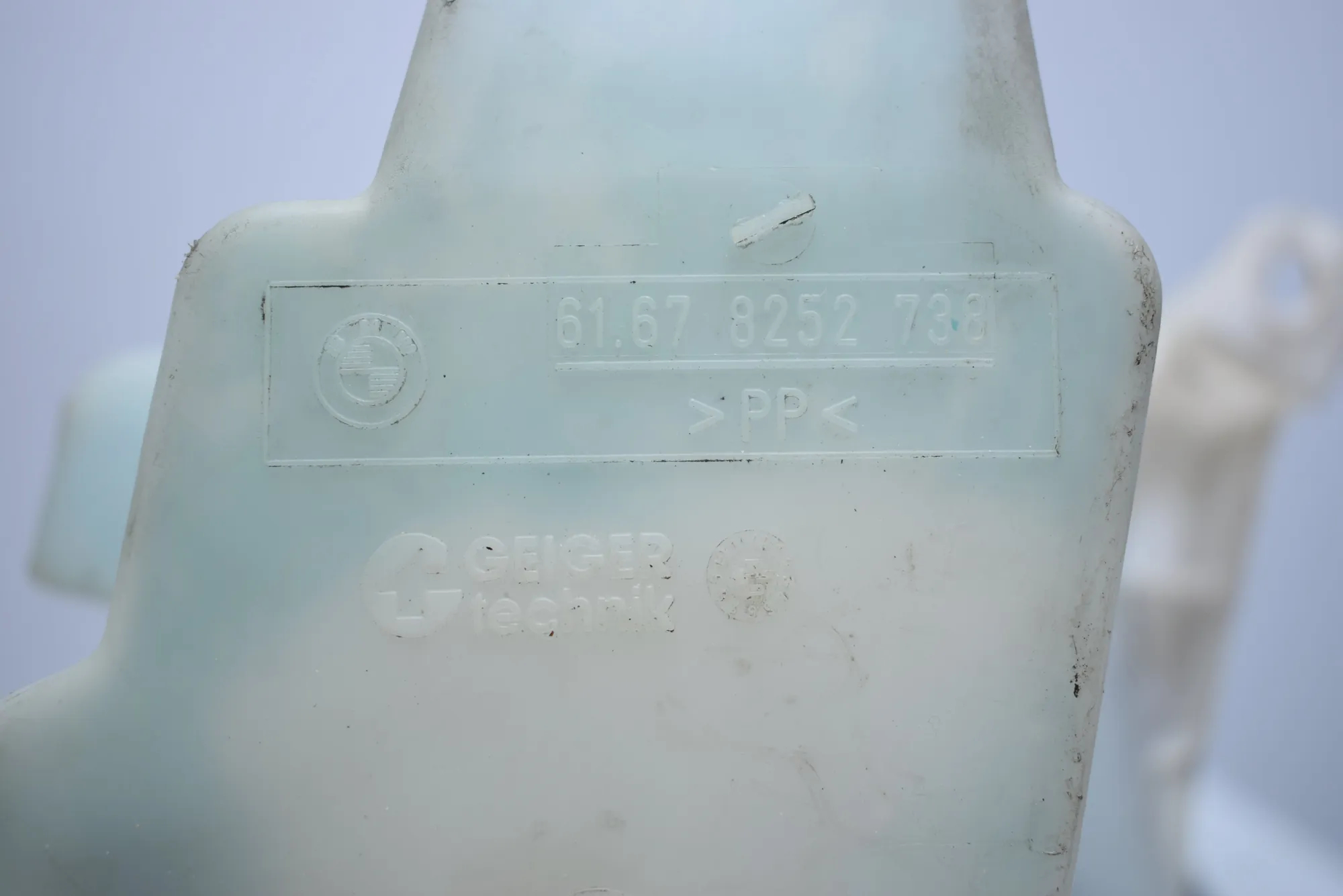 Window Washer Tank – OEM 8252738 · BMW X5 (E53) 3.0 d 2001 – 5