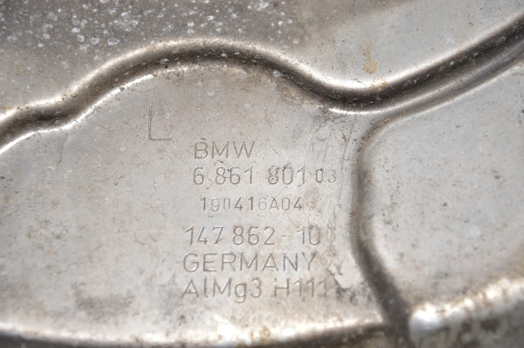 Rear Left Wheel Hub Spindle – OEM 6861801 · BMW 7 (G11, G12) BMW 7 (G11, G12) 2015 – 4