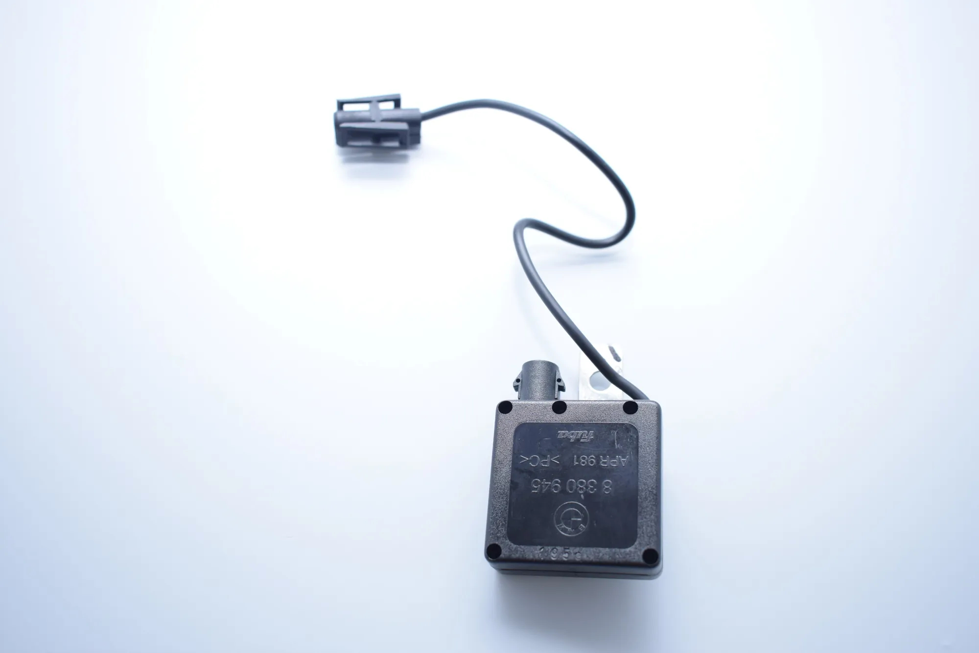 Antenna Amplifier – OEM 8380945 · BMW X5 (E53) 3.0 d 2005