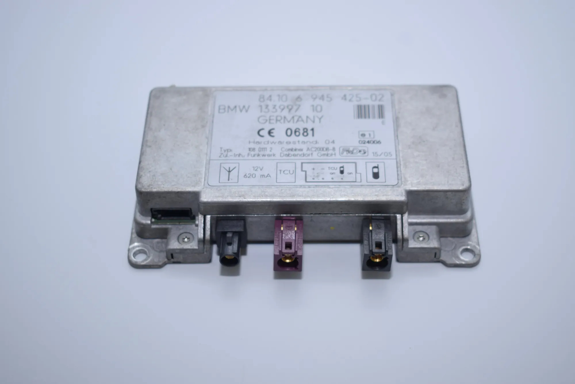 Antenna Amplifier – OEM 6945425 · BMW X5 (E53) 3.0 d 2005