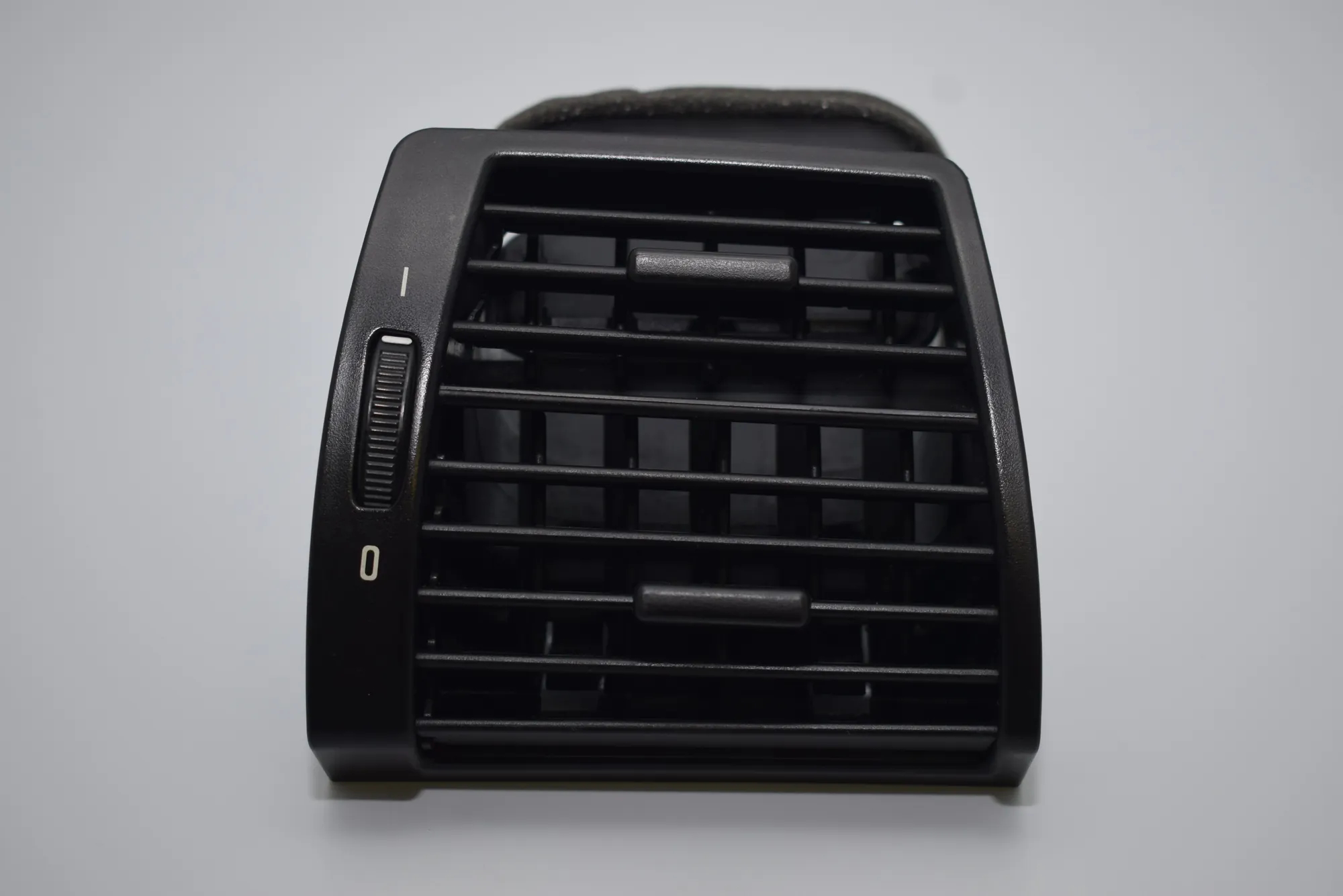 Dashboard Air Vents – OEM 8402216 · BMW X5 (E53) 3.0 d 2005