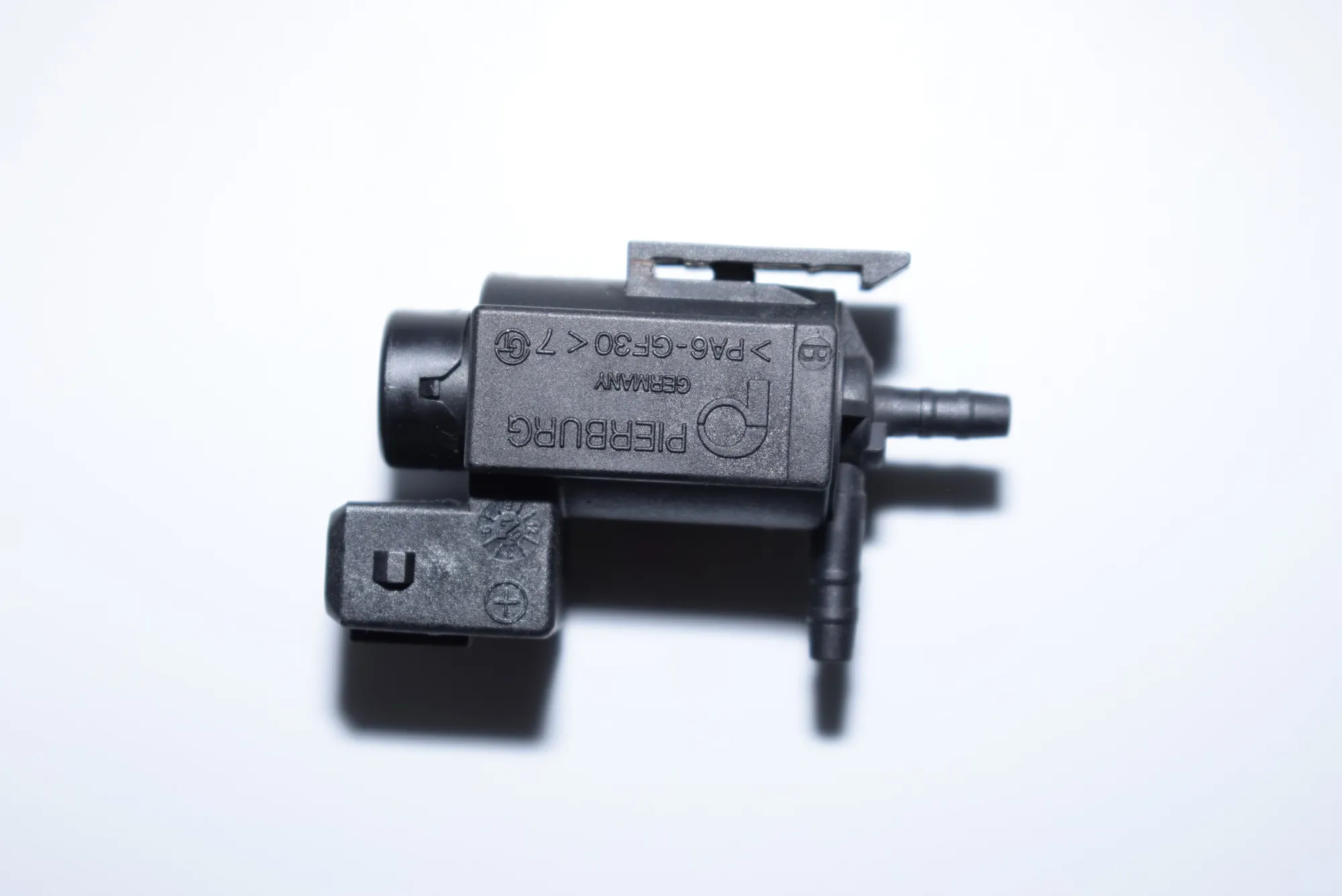 Solenoid Valve – OEM 1742712 · BMW 5 Touring (E39) 530 d 2002