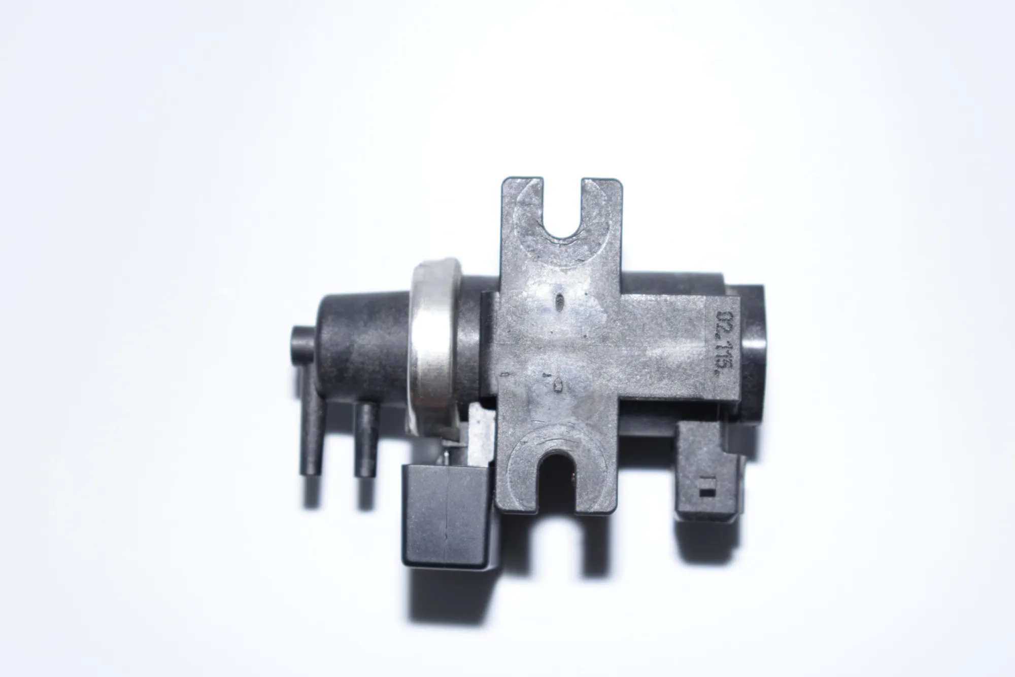 Solenoid Valve – OEM 2247906 · BMW 5 Touring (E39) 530 d 2002 – 2