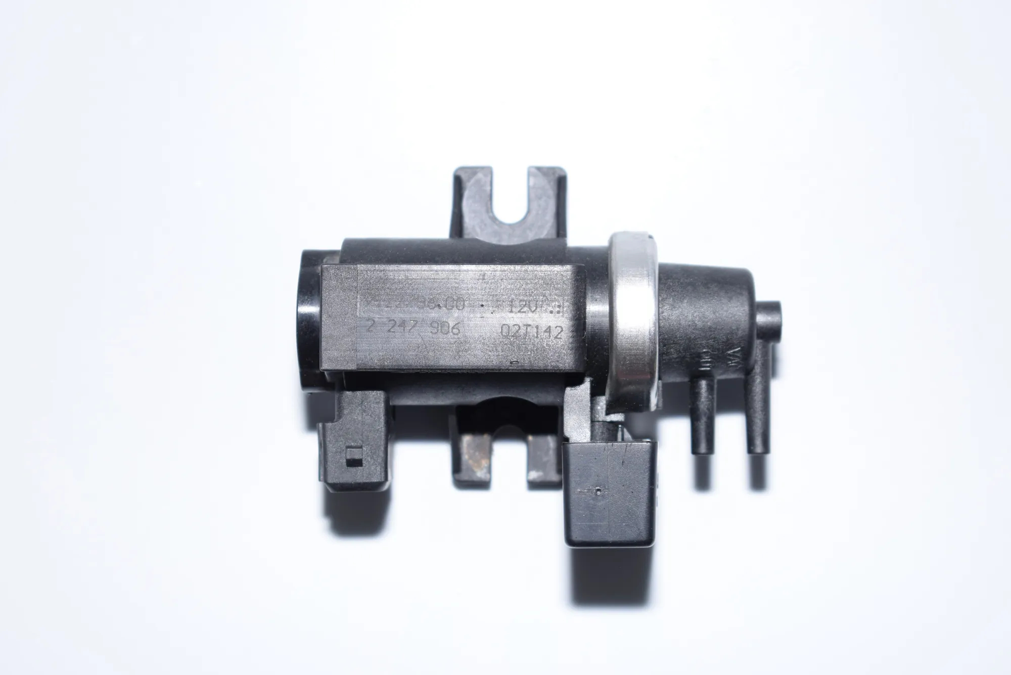 Solenoid Valve – OEM 2247906 · BMW 5 Touring (E39) 530 d 2002