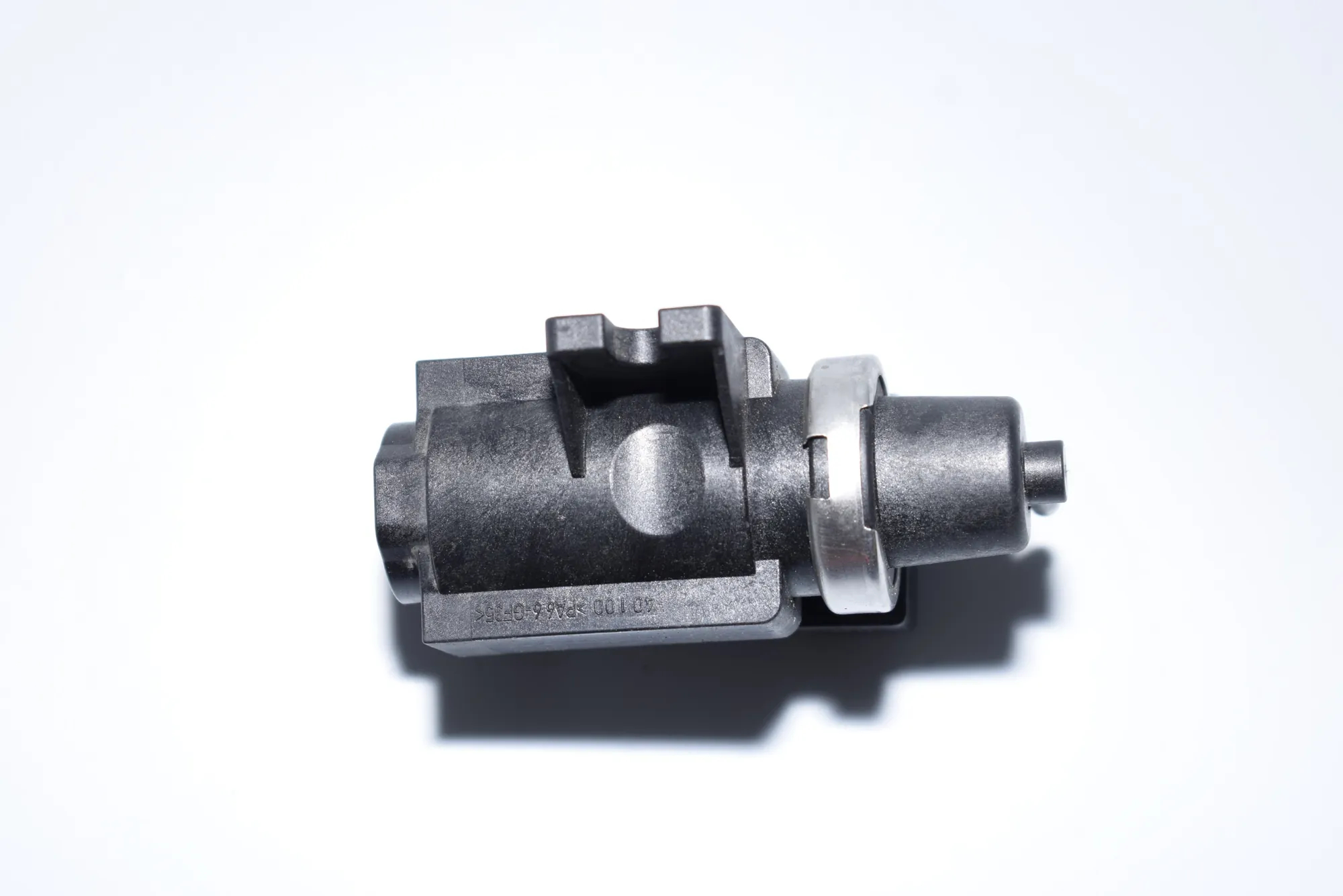 Solenoid Valve – OEM 2247906 · BMW 5 Touring (E39) 530 d 2002 – 4