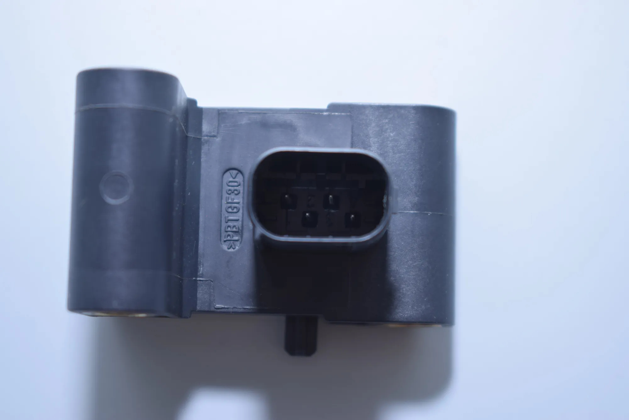 Front Right Impact Sensor – OEM 6911003 · BMW 3 (E90) BMW 3 (E90) 2009 – 3
