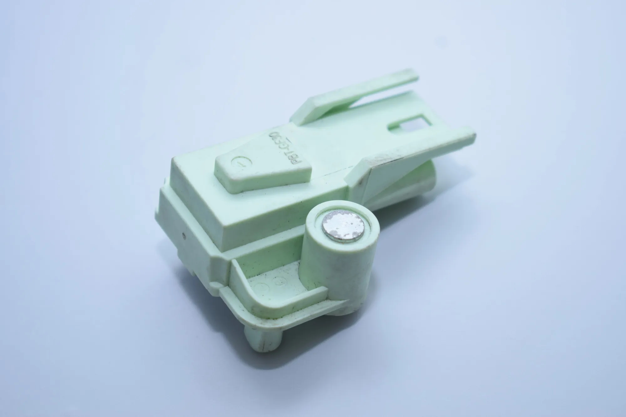 Rear Left Impact Sensor – OEM 6953634 · BMW 5 (E60) BMW 5 (E60) 2005