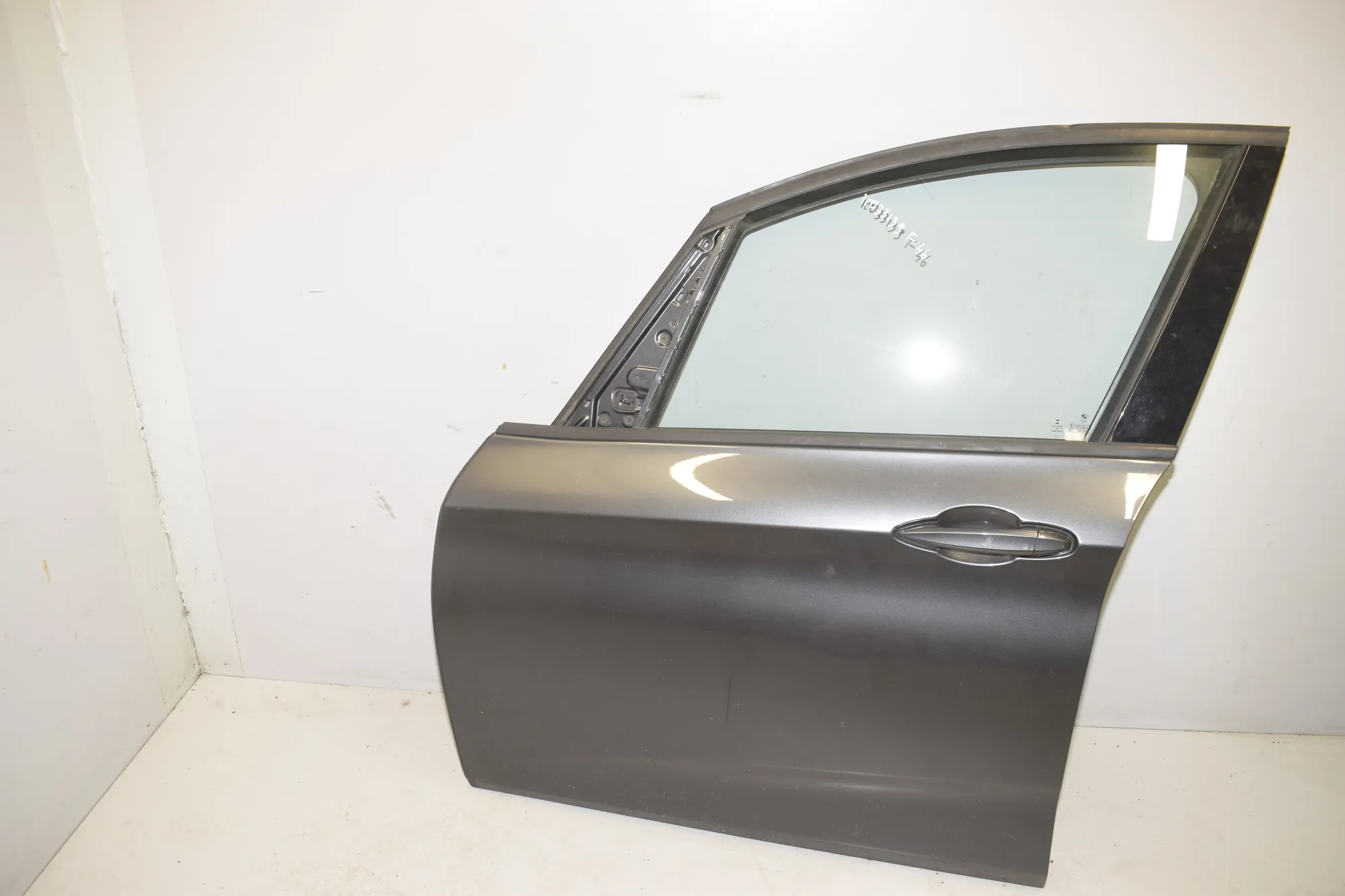 Front Left Door · BMW 2 Gran Tourer (F46) 216 i 2018 – 2