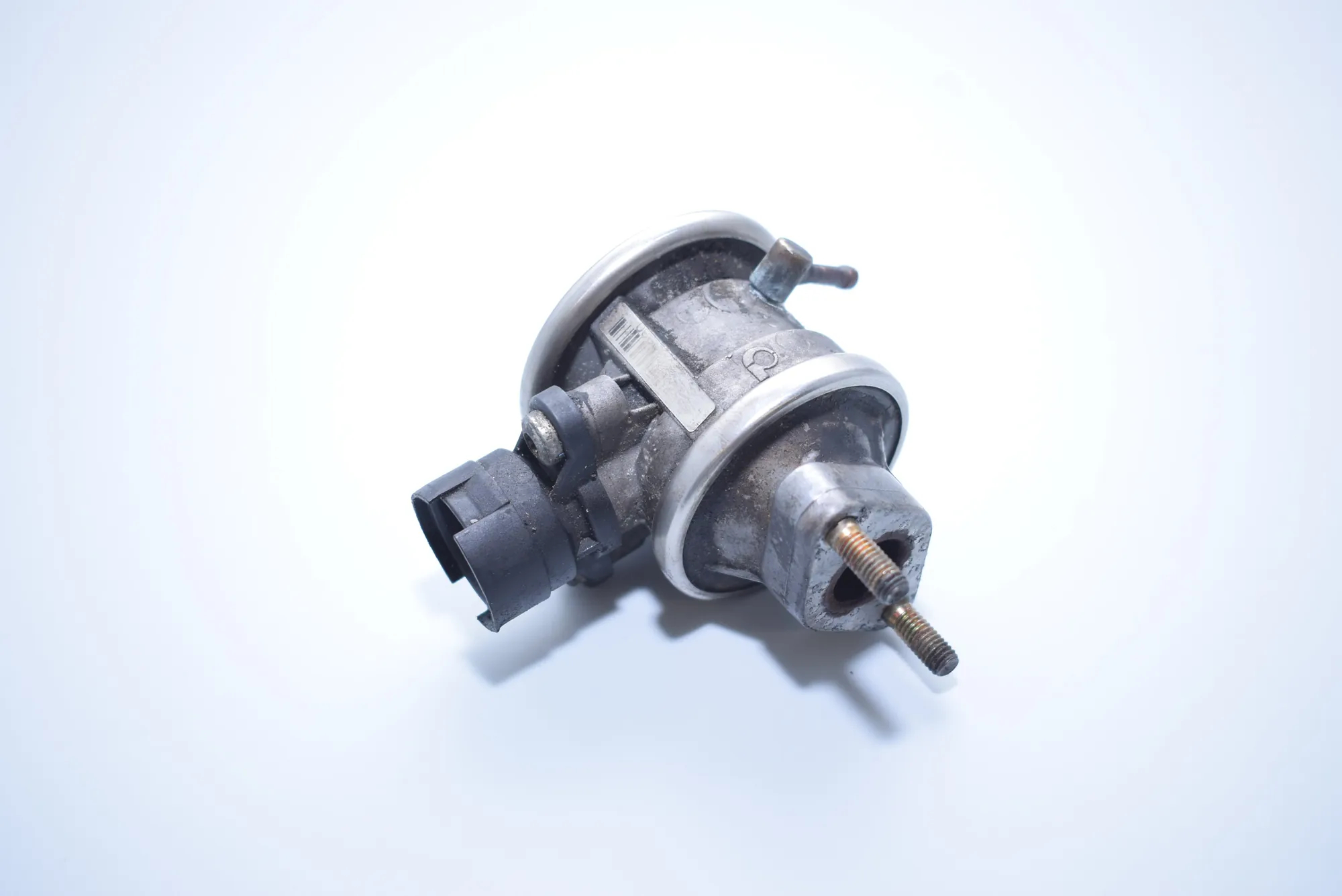 EGR Valve – OEM 1707619 · BMW 7 (E38) BMW 7 (E38) 740 i, iL 1999 – 4