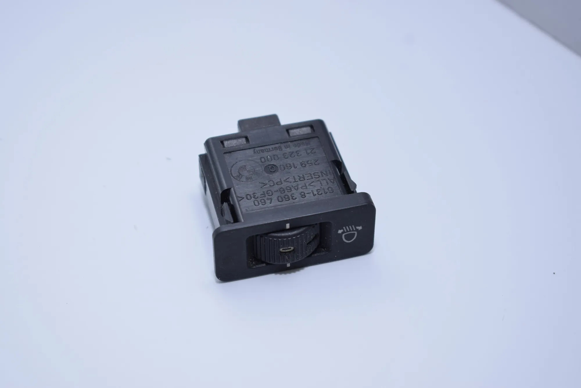 Switches – OEM 8360460 · BMW 5 Touring (E39) 530 d 1998 – 2