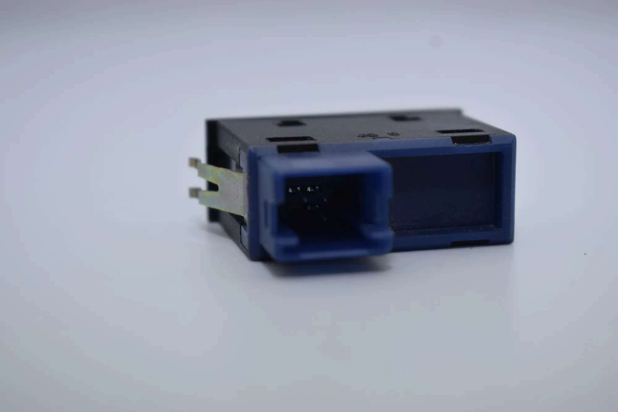 Switches – OEM 8365579 · BMW 5 Touring (E39) 530 d 1998 – 2