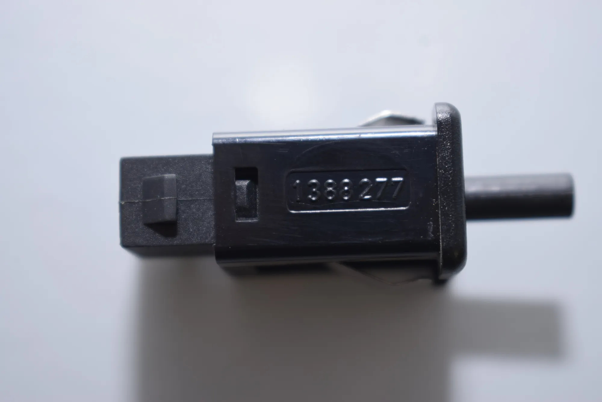 Switches – OEM 1388277 · BMW 5 Touring (E39) 530 d 1998 – 3